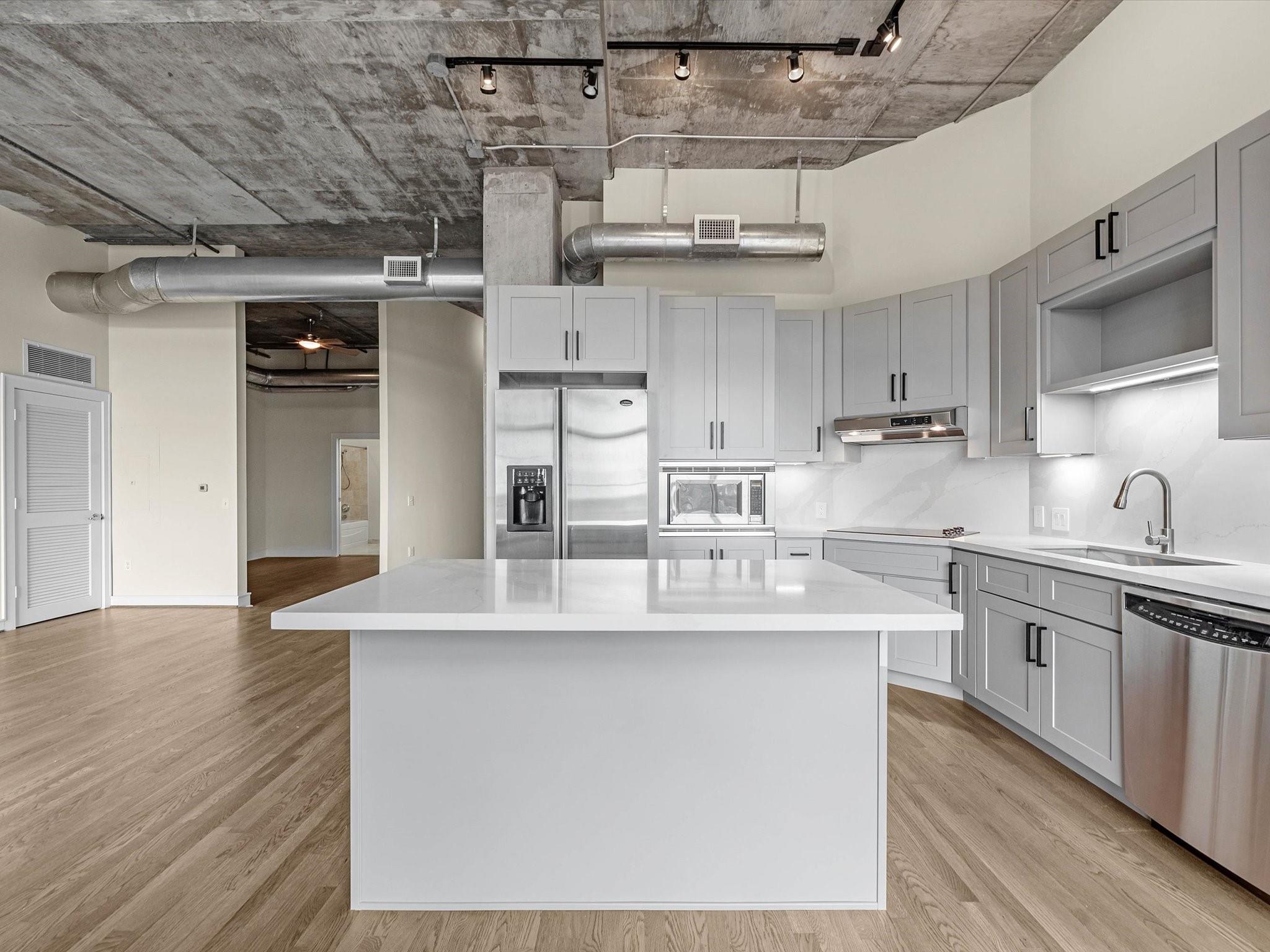 1616 Fountain View Drive # 509