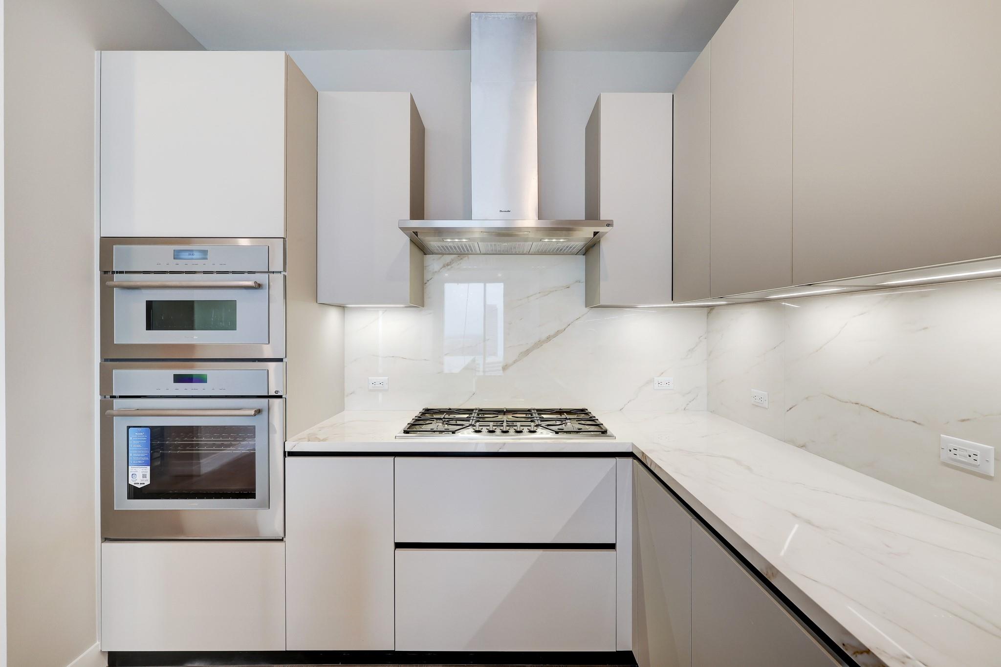 1711 Allen Parkway # 2203