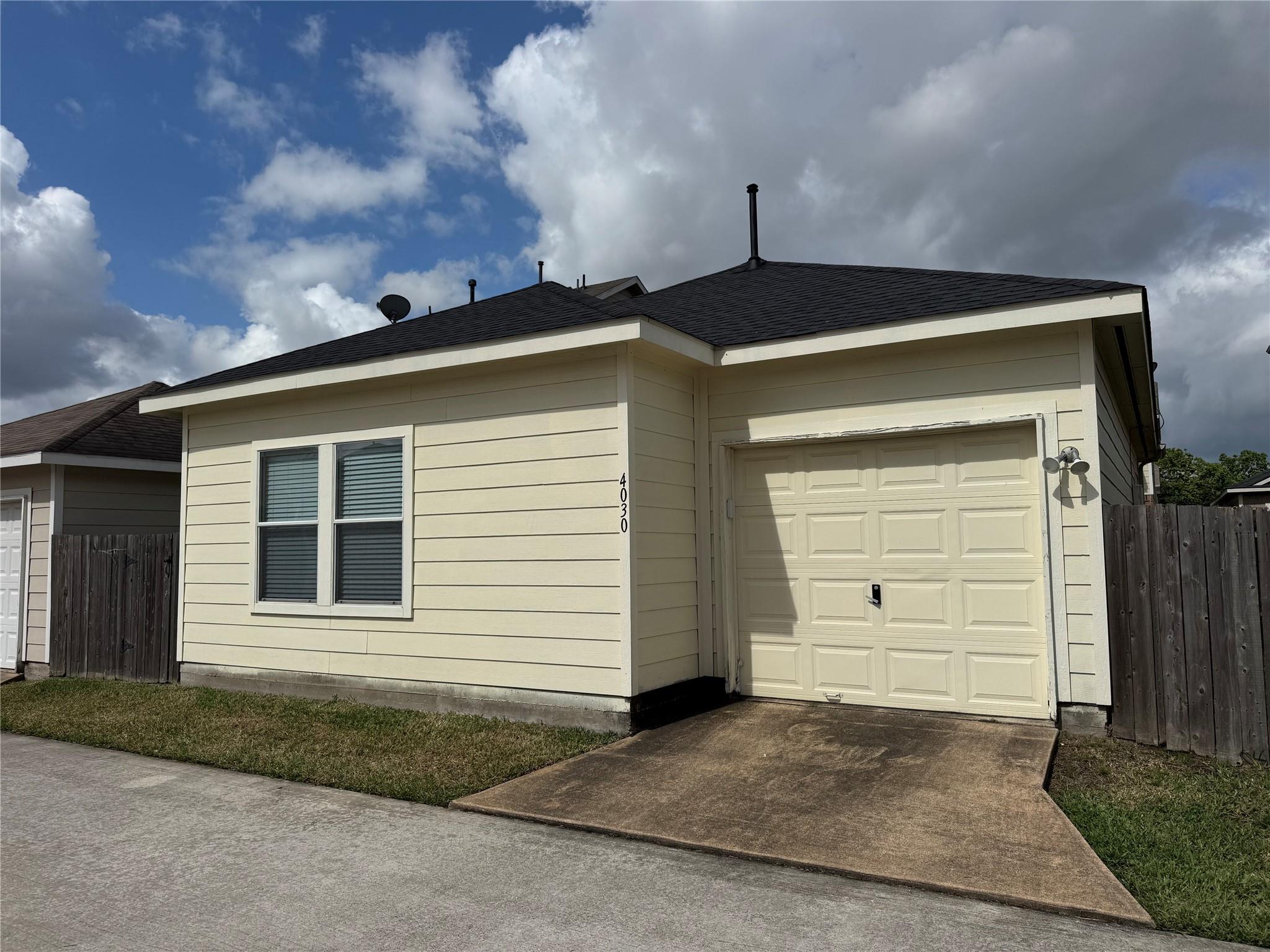 4030 Mossy Place Lane