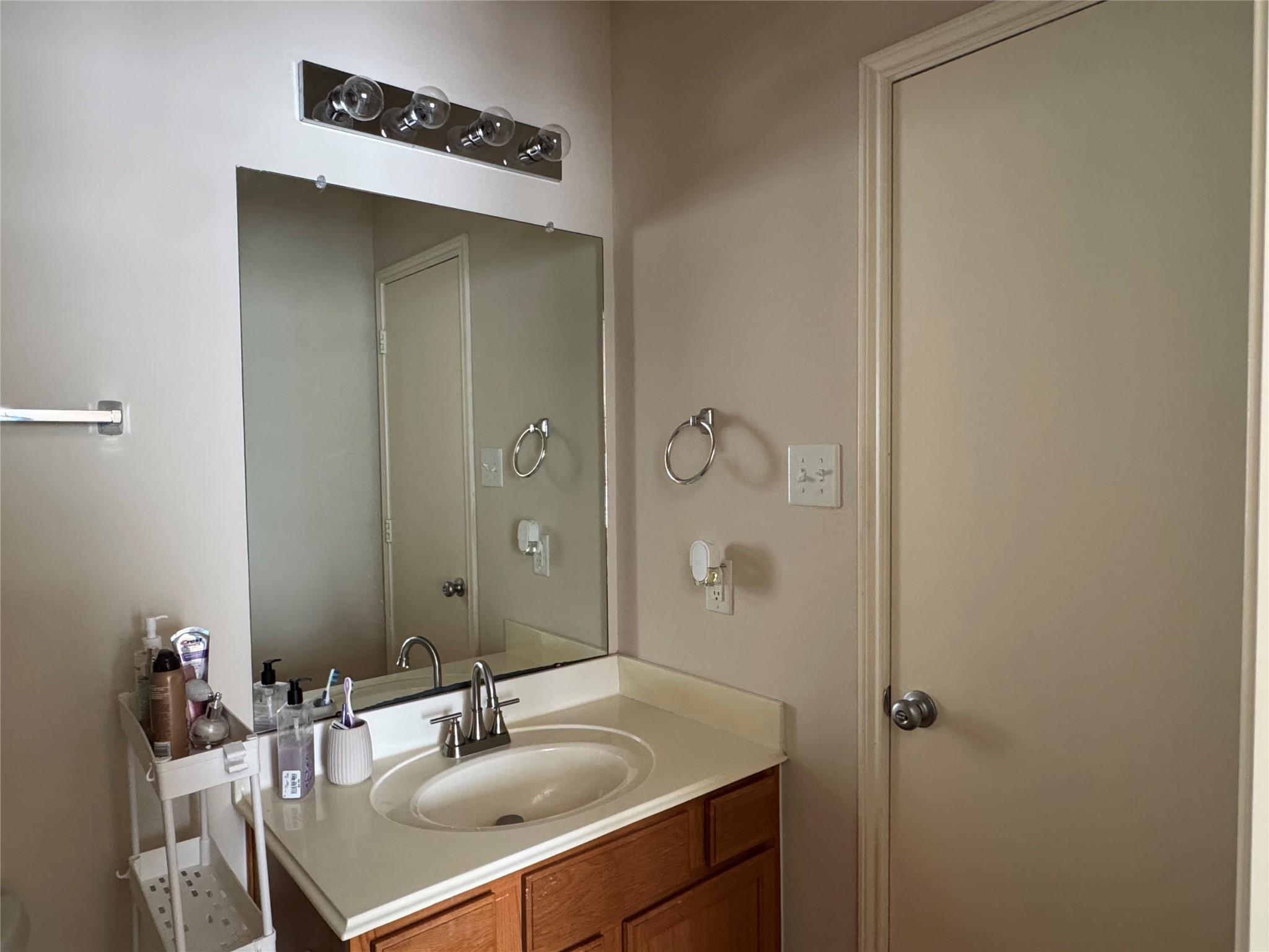 4030 Mossy Place Lane