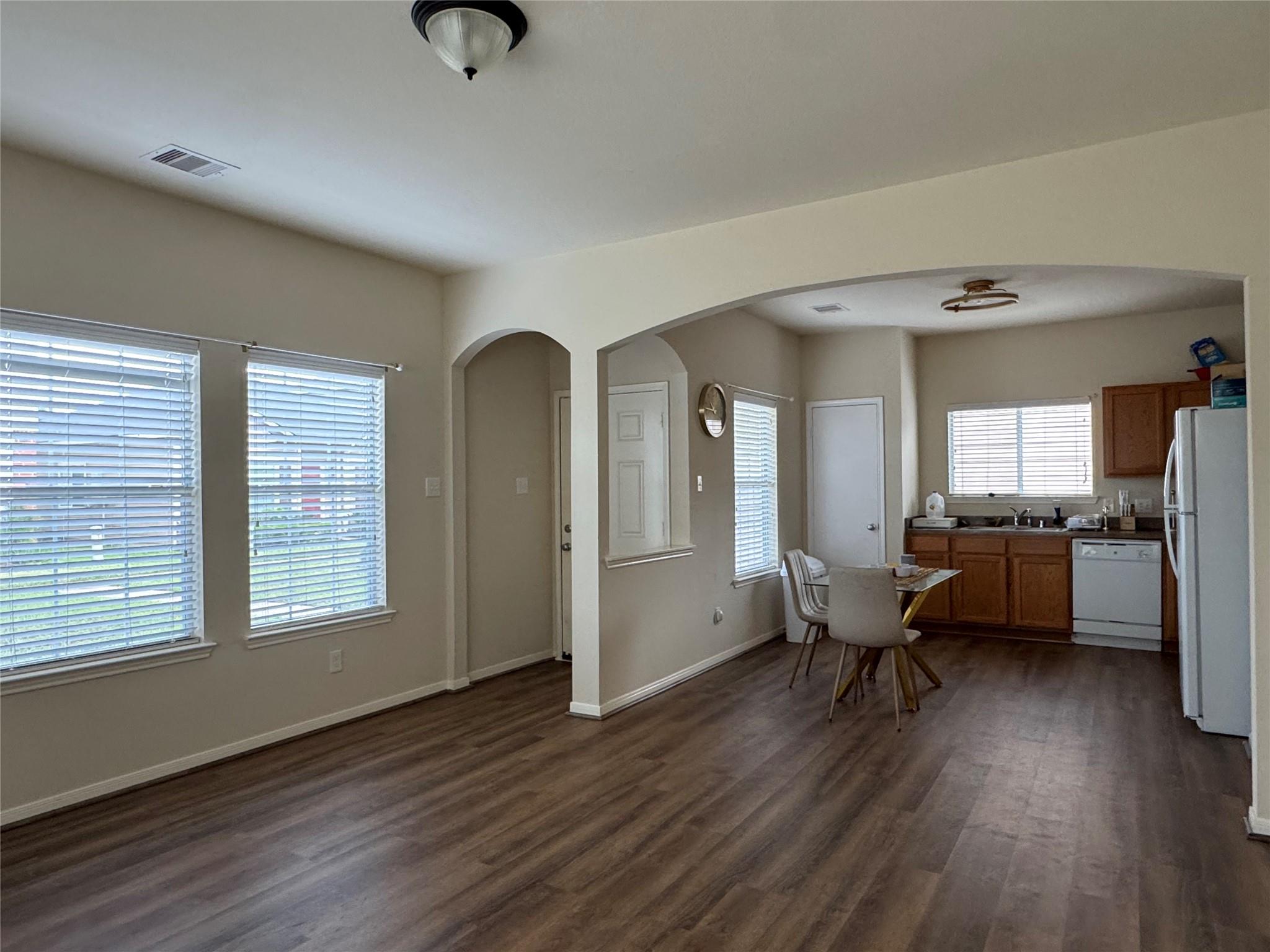 4030 Mossy Place Lane