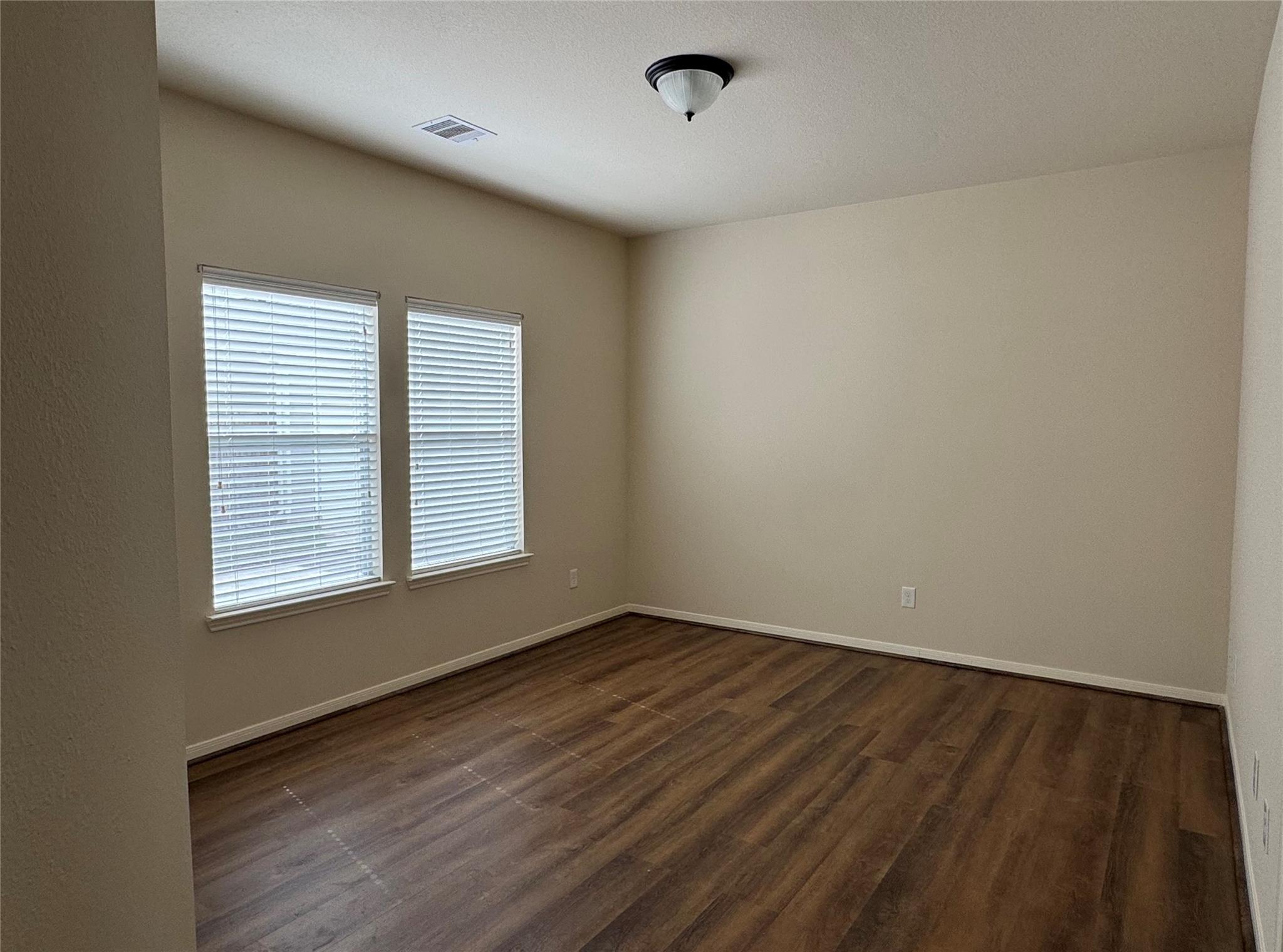 4030 Mossy Place Lane