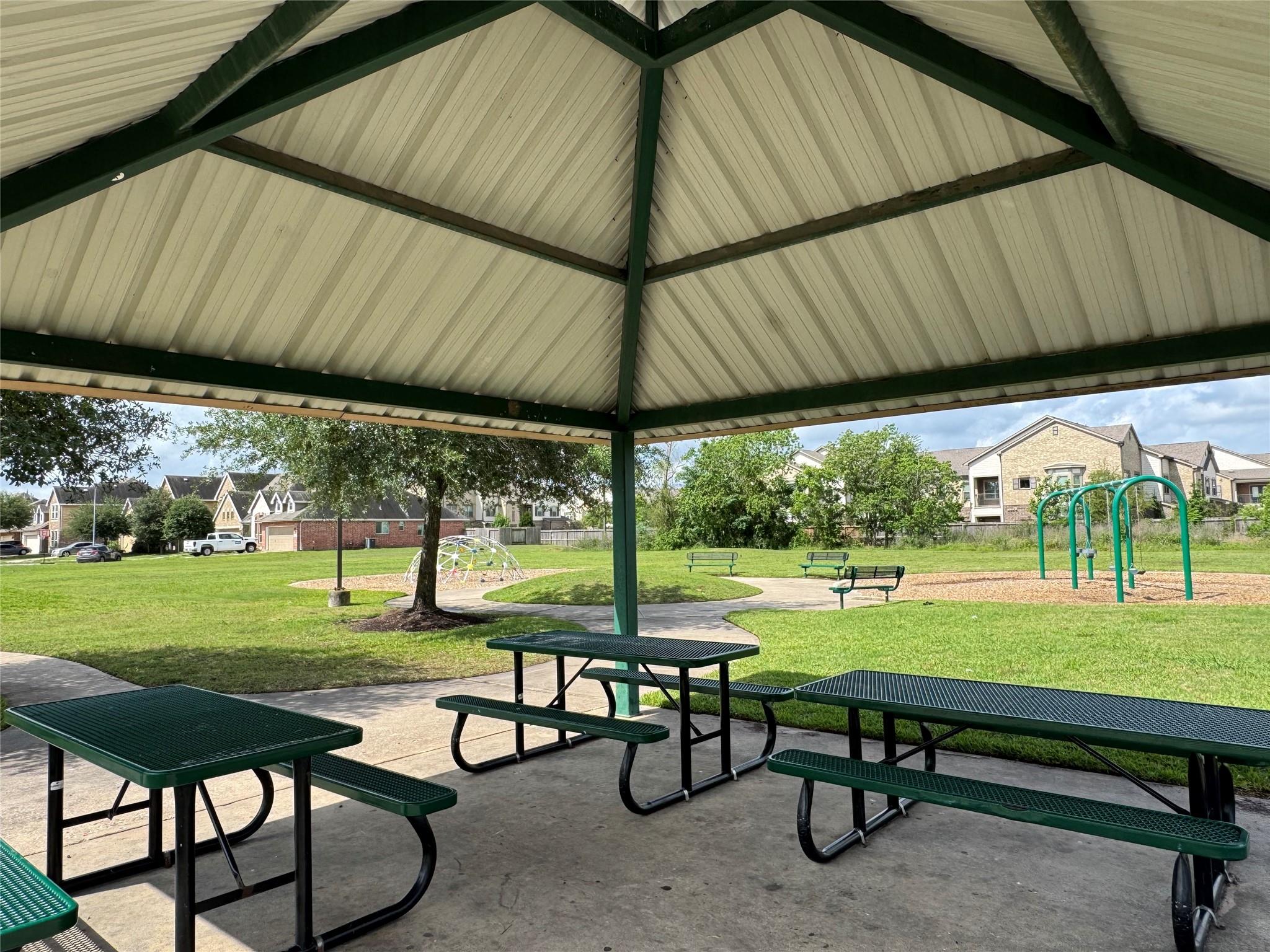 4030 Mossy Place Lane