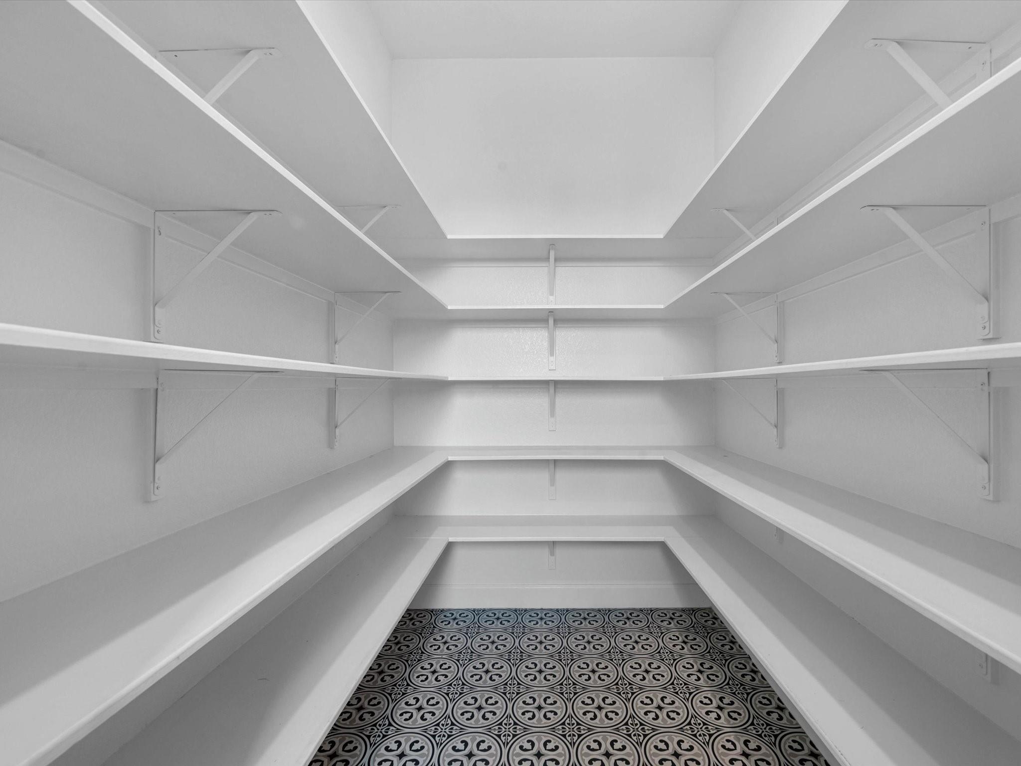 3103 Honeysuckle Way