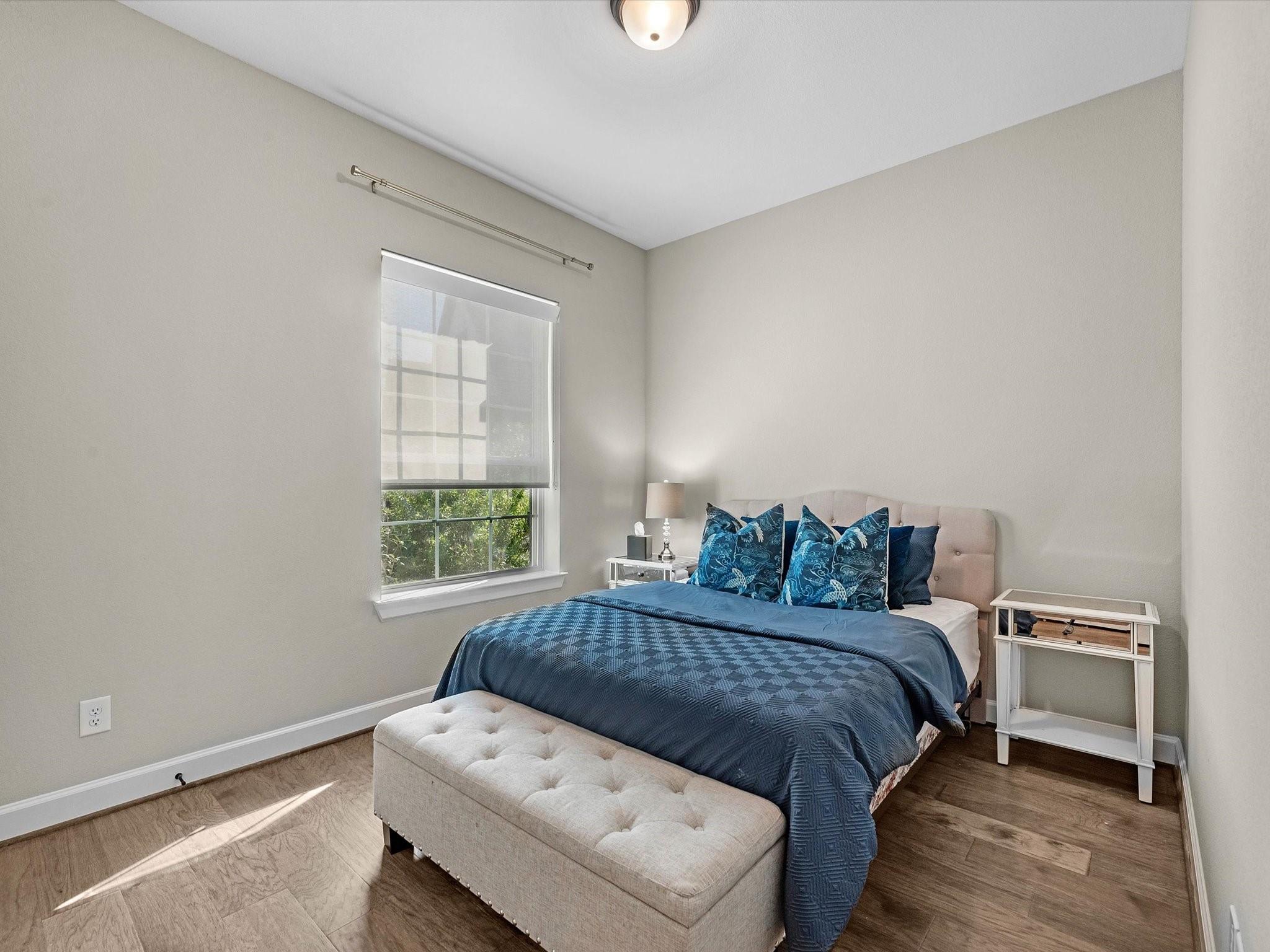 3103 Honeysuckle Way