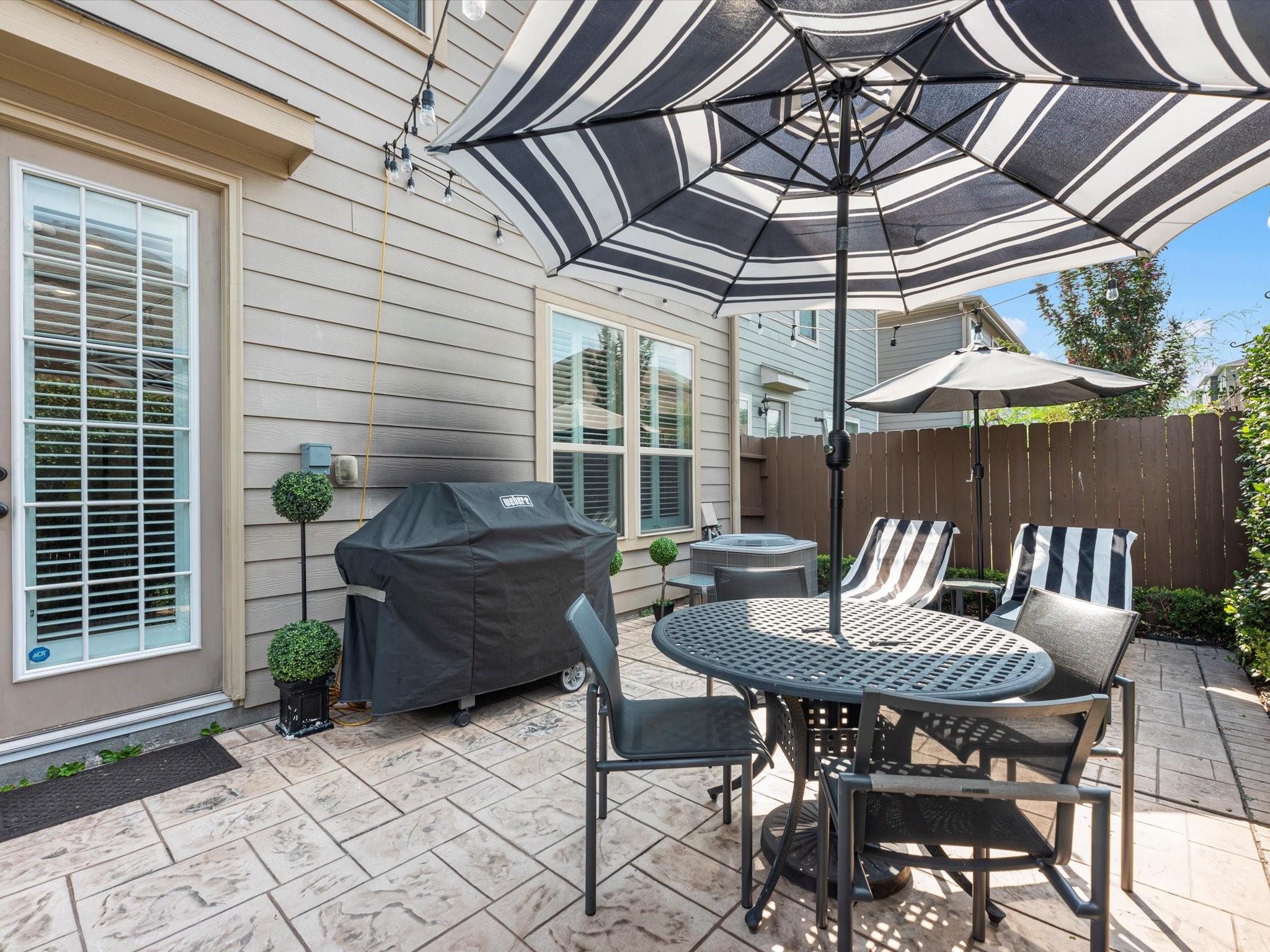 8924 Hollister Commons Lane