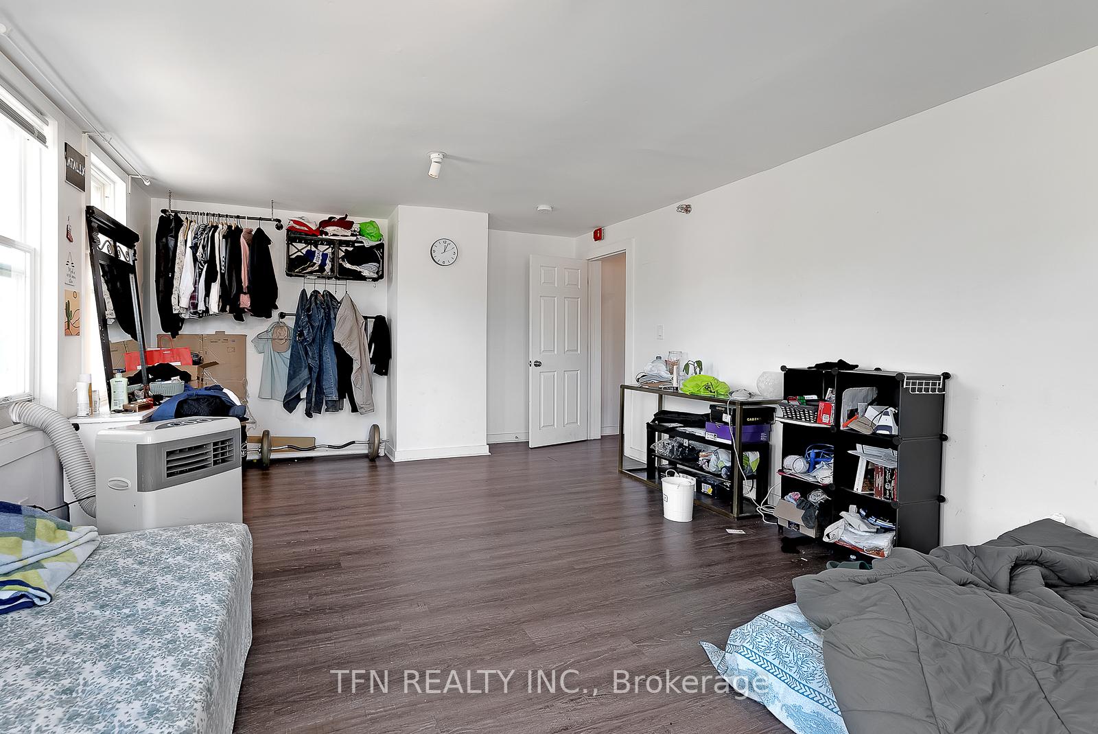237 Gerrard Street, Toronto
