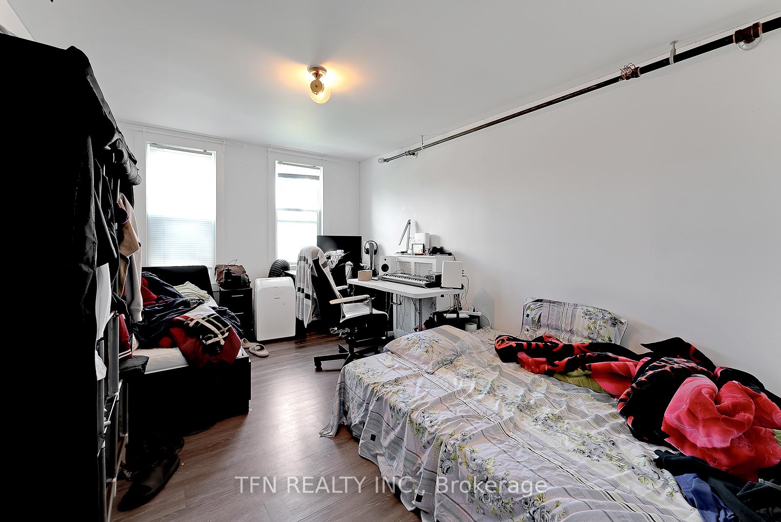 237 Gerrard Street, Toronto