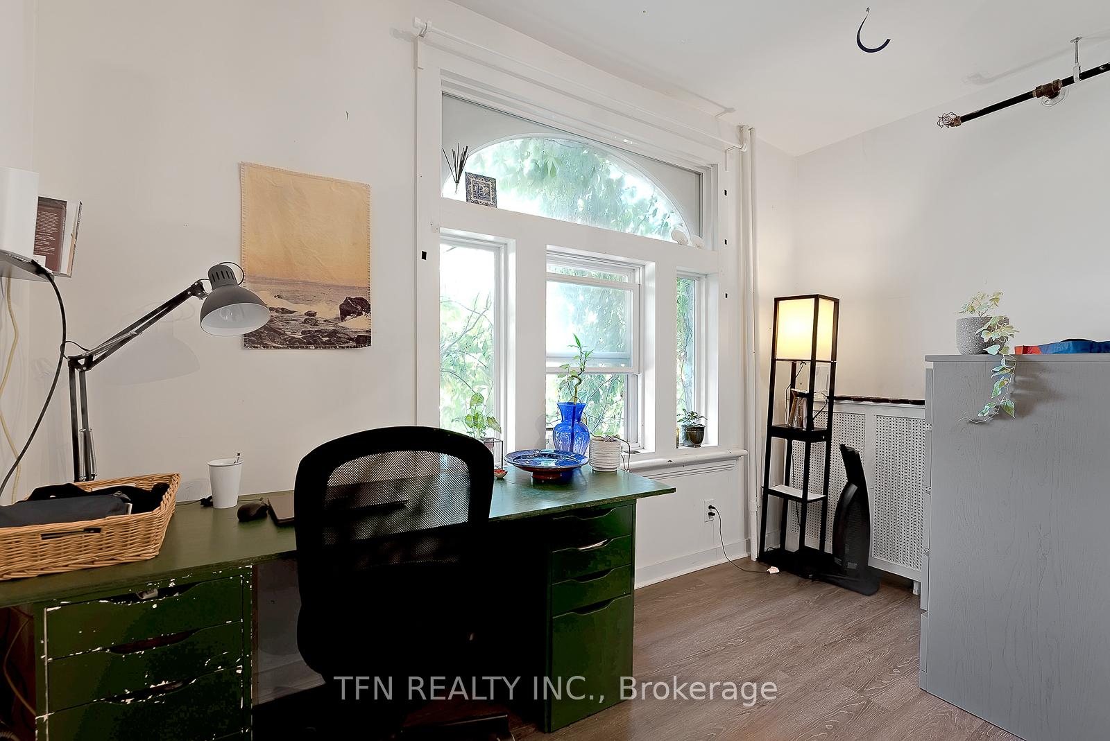 237 Gerrard Street, Toronto