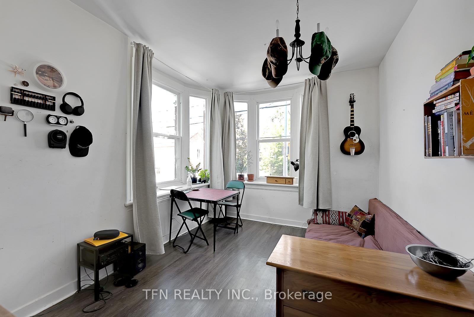 237 Gerrard Street, Toronto