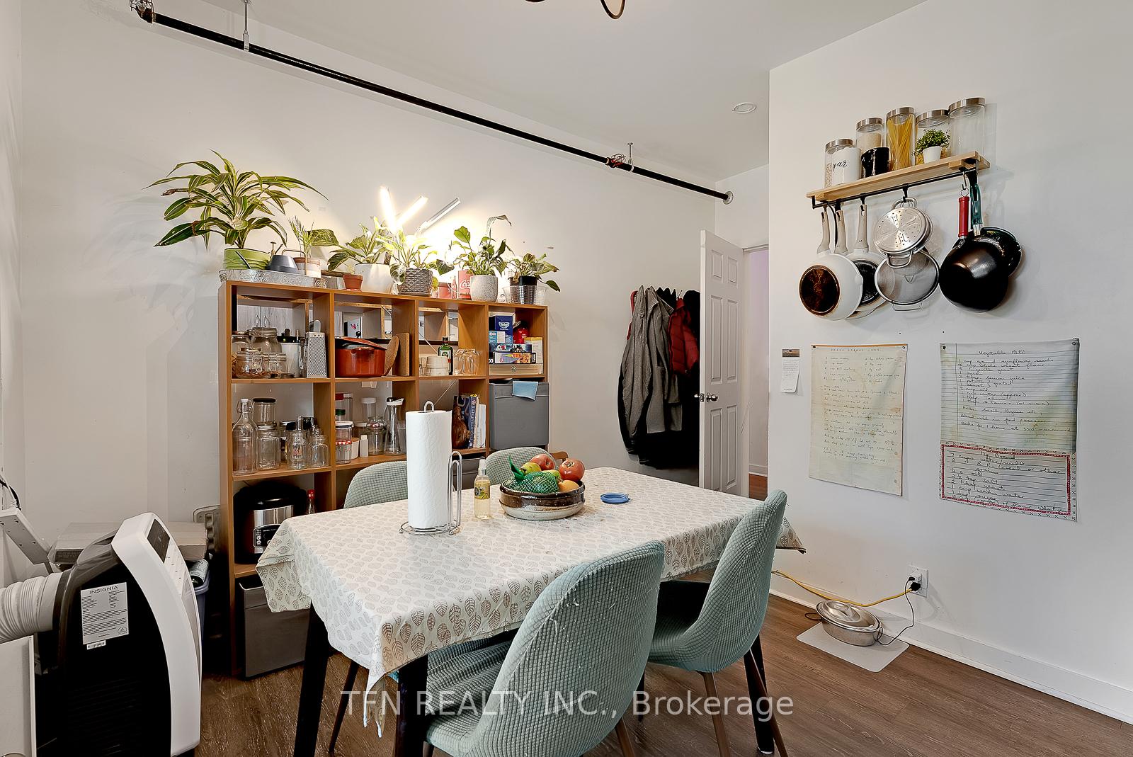 237 Gerrard Street, Toronto