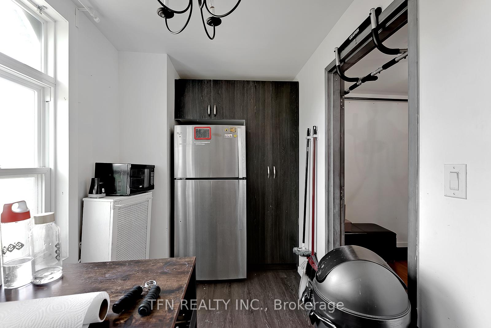 237 Gerrard Street, Toronto