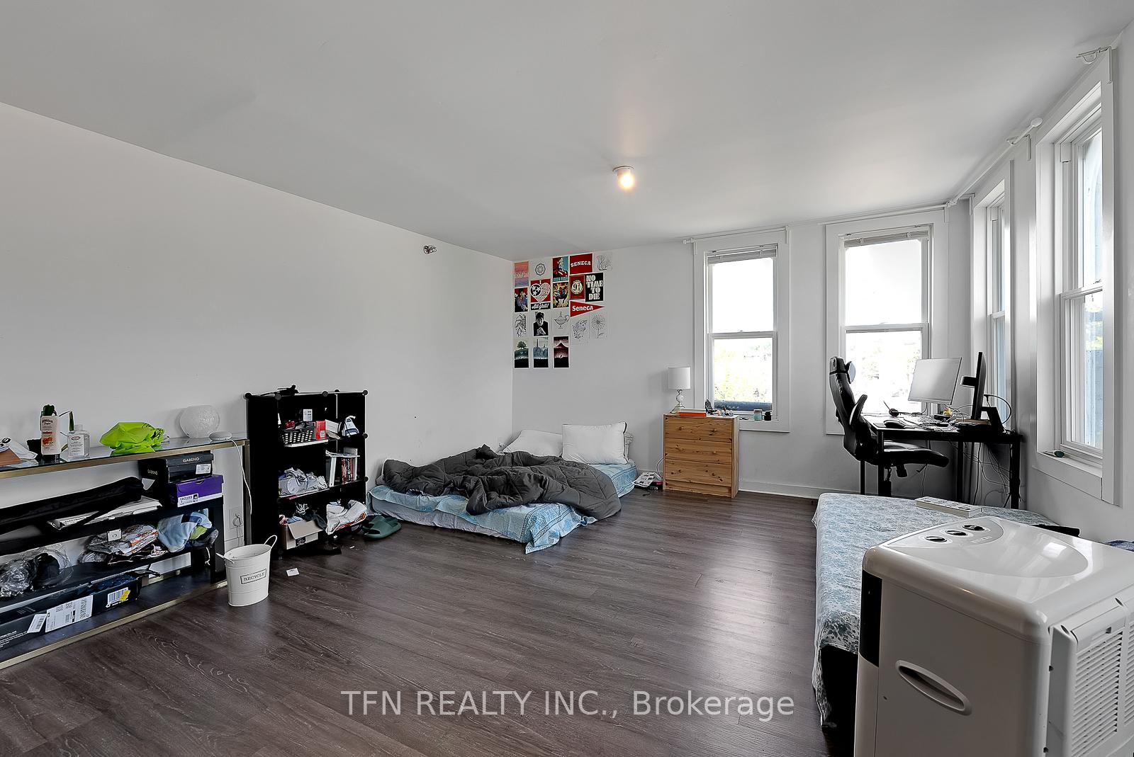 237 Gerrard Street, Toronto