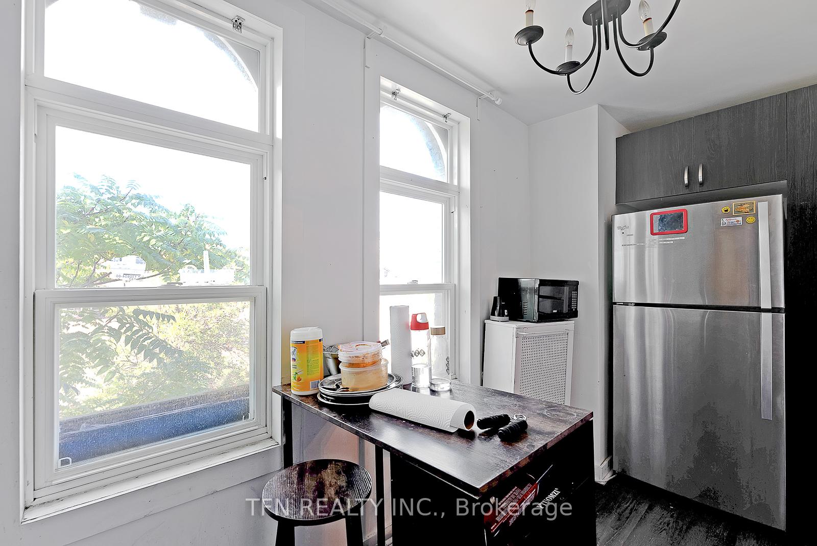 237 Gerrard Street, Toronto