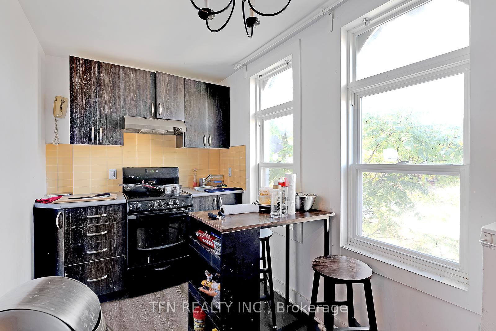 237 Gerrard Street, Toronto