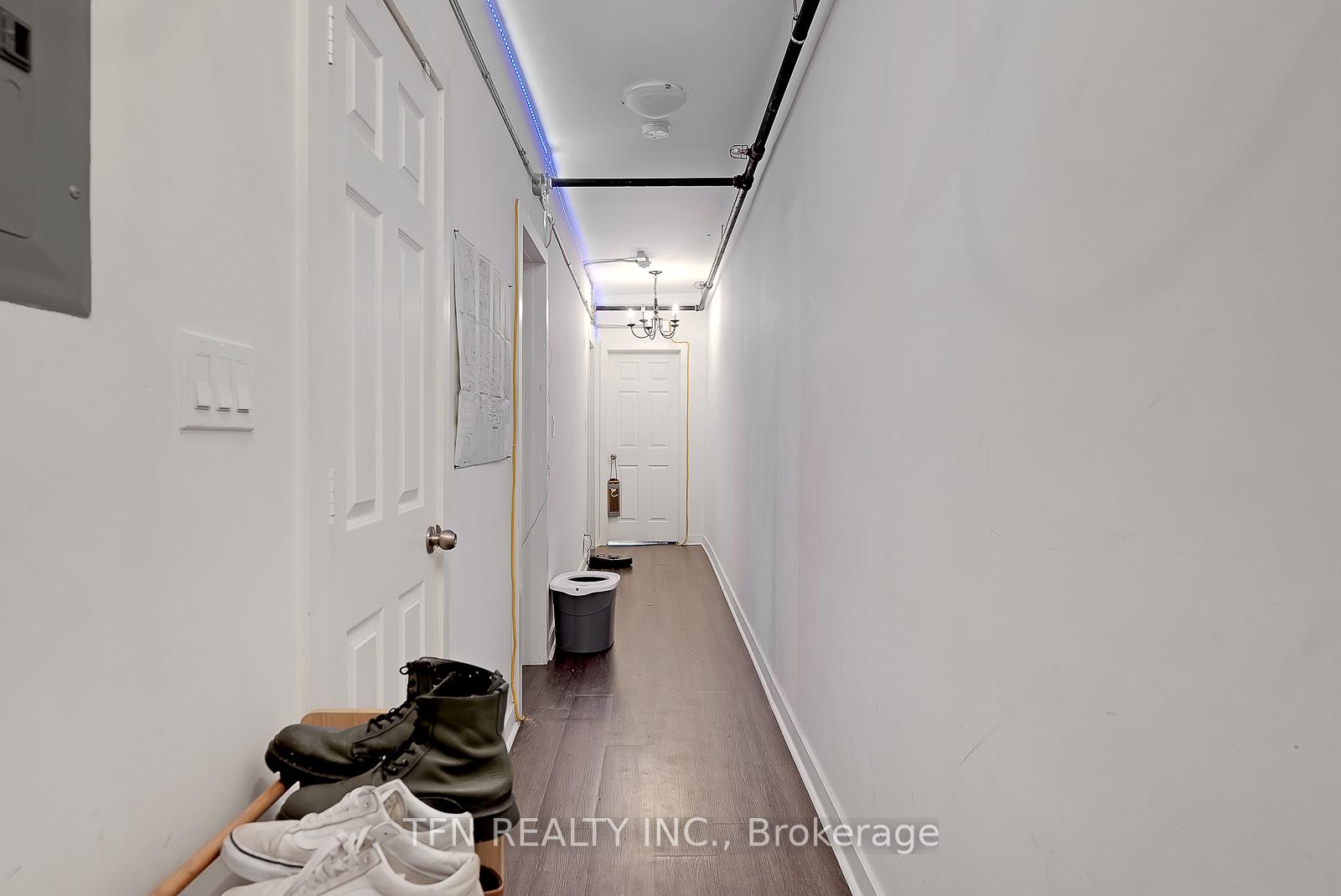 237 Gerrard Street, Toronto