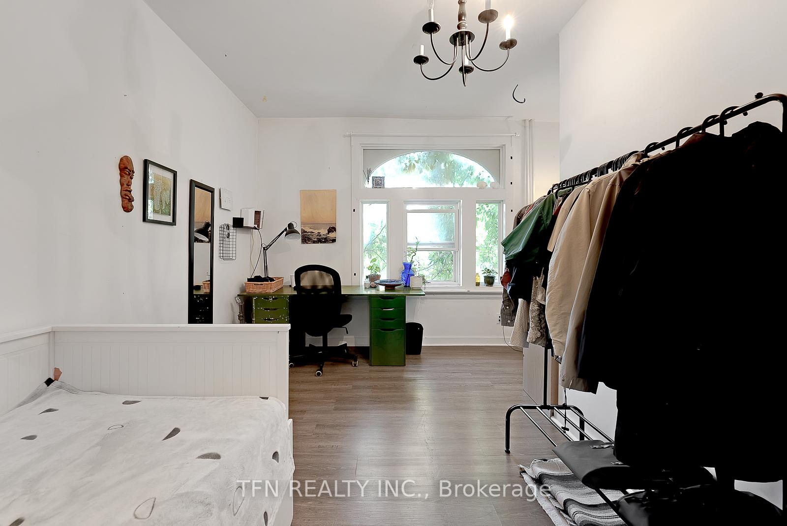 237 Gerrard Street, Toronto