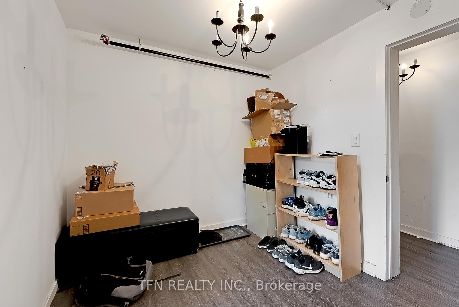 237 Gerrard Street, Toronto