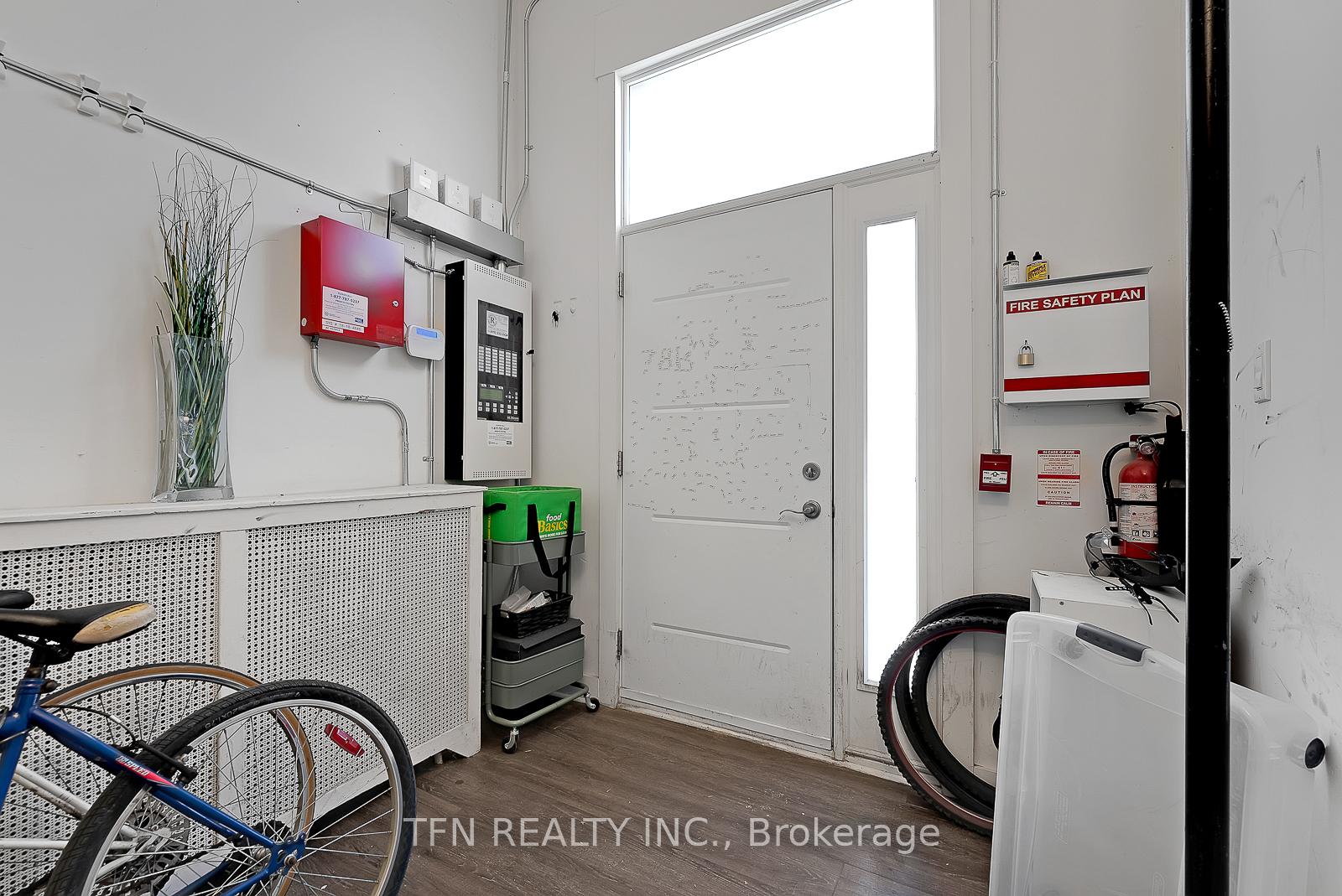 237 Gerrard Street, Toronto