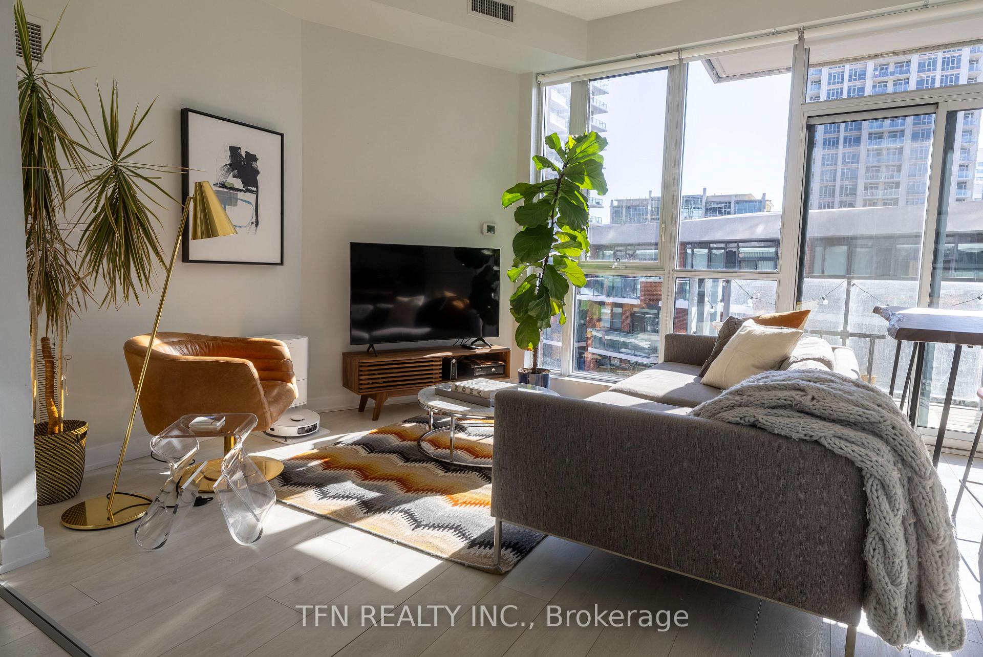 50 Bruyeres Mews 726