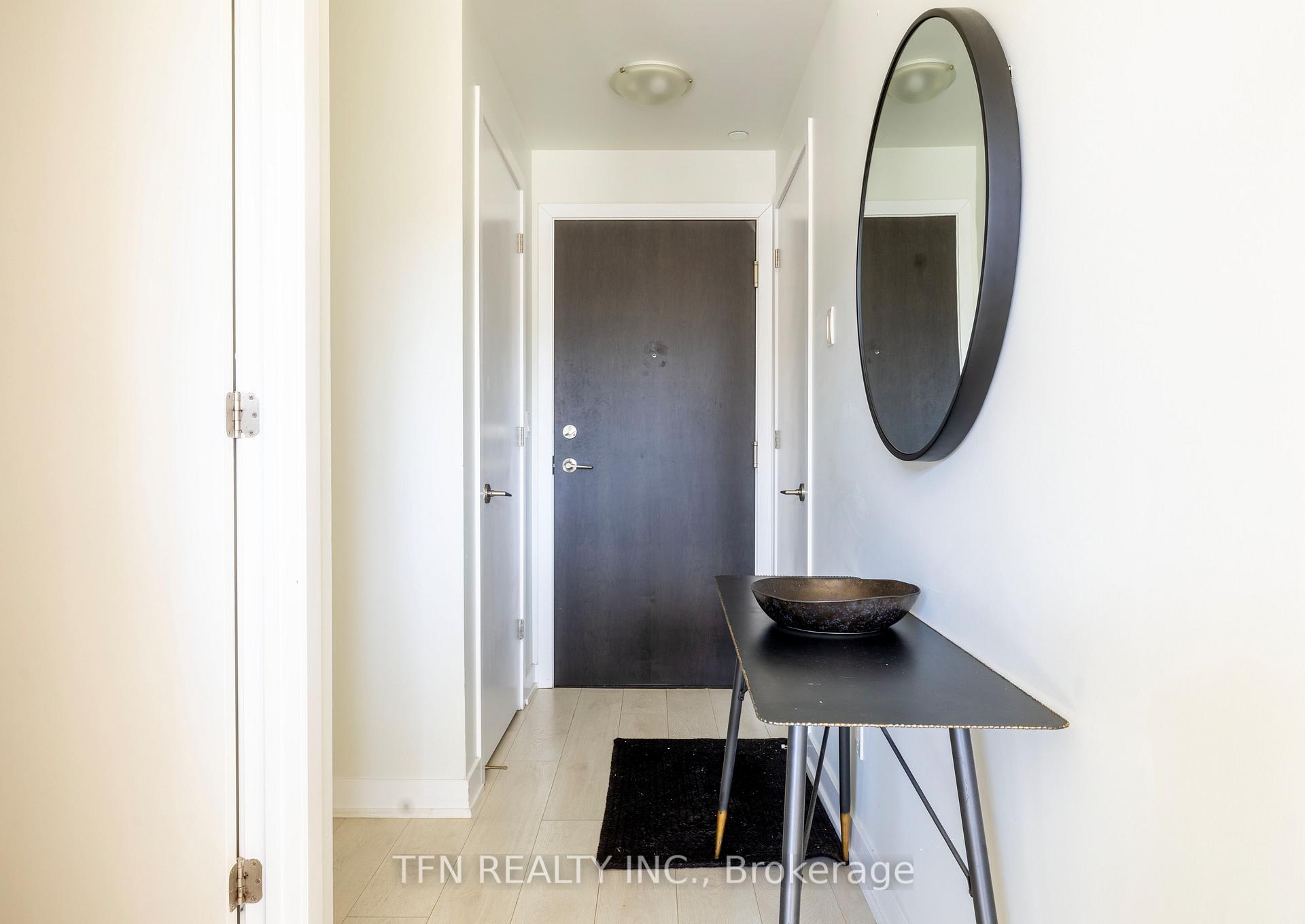 50 Bruyeres Mews 726