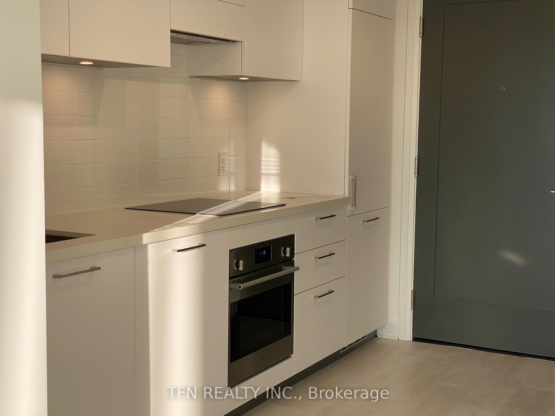 33 Frederick Todd Way N 802