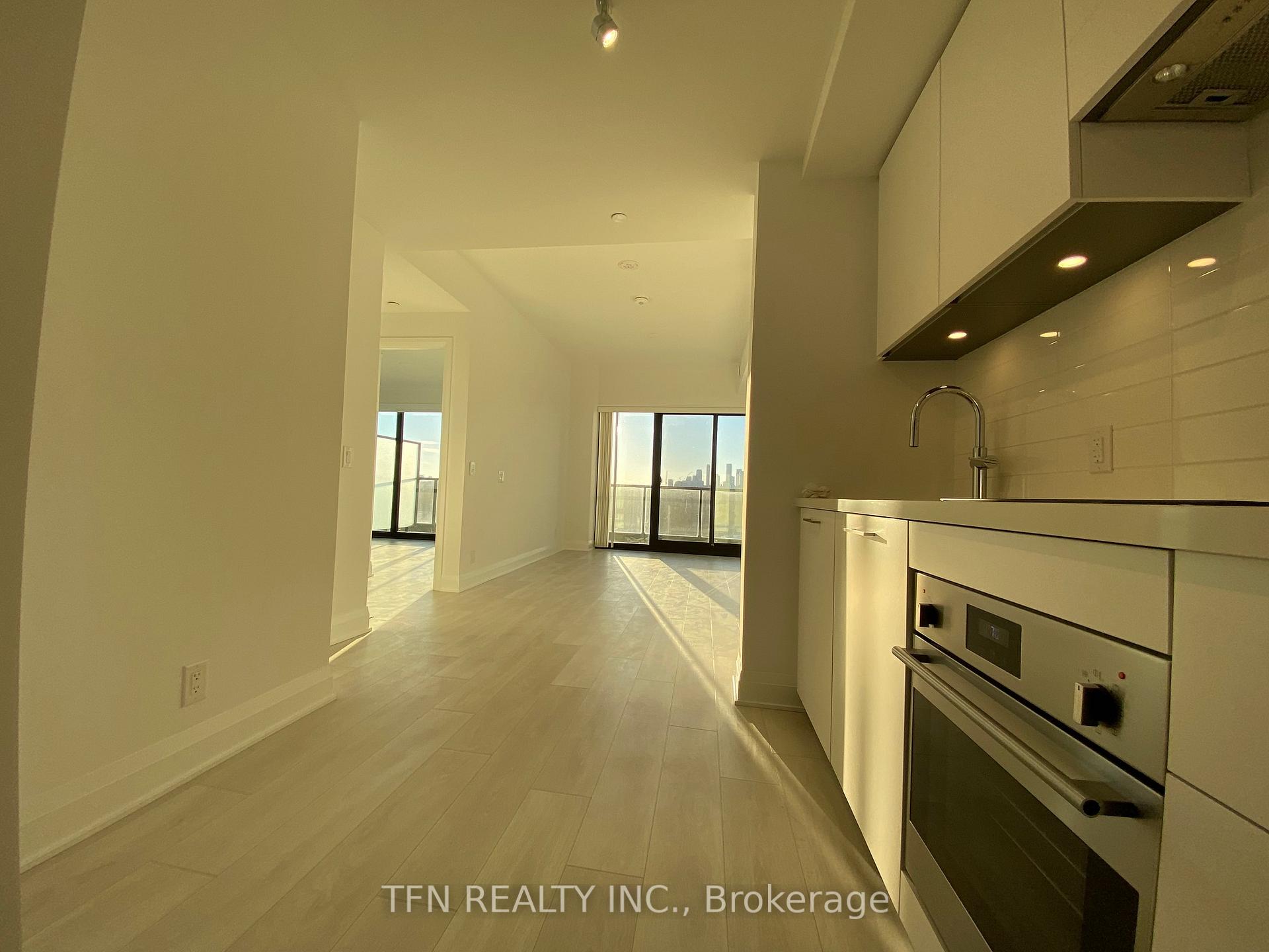 33 Frederick Todd Way N 802