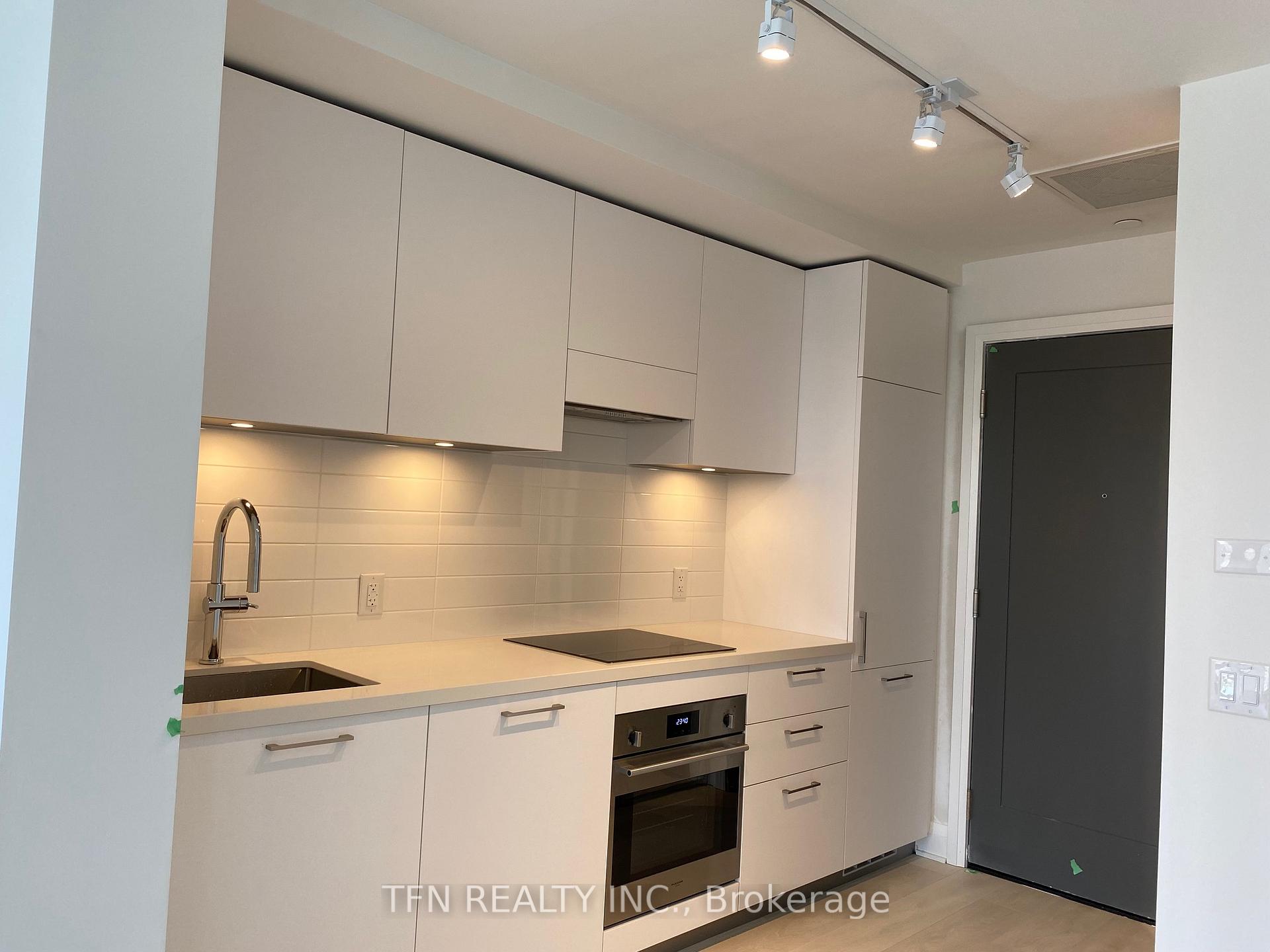 33 Frederick Todd Way N 802