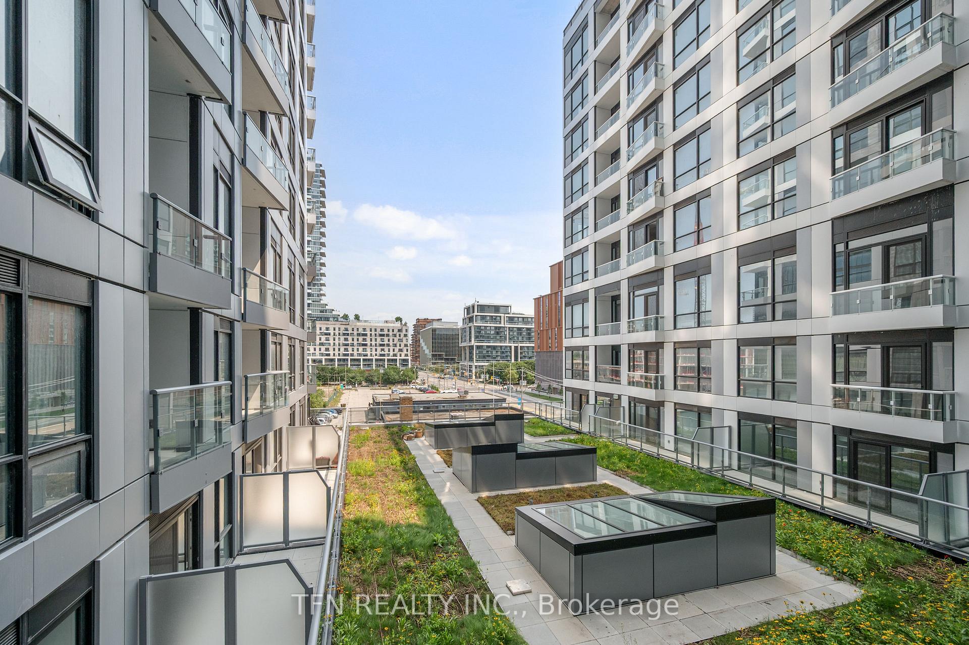 15 Richardson Street 411