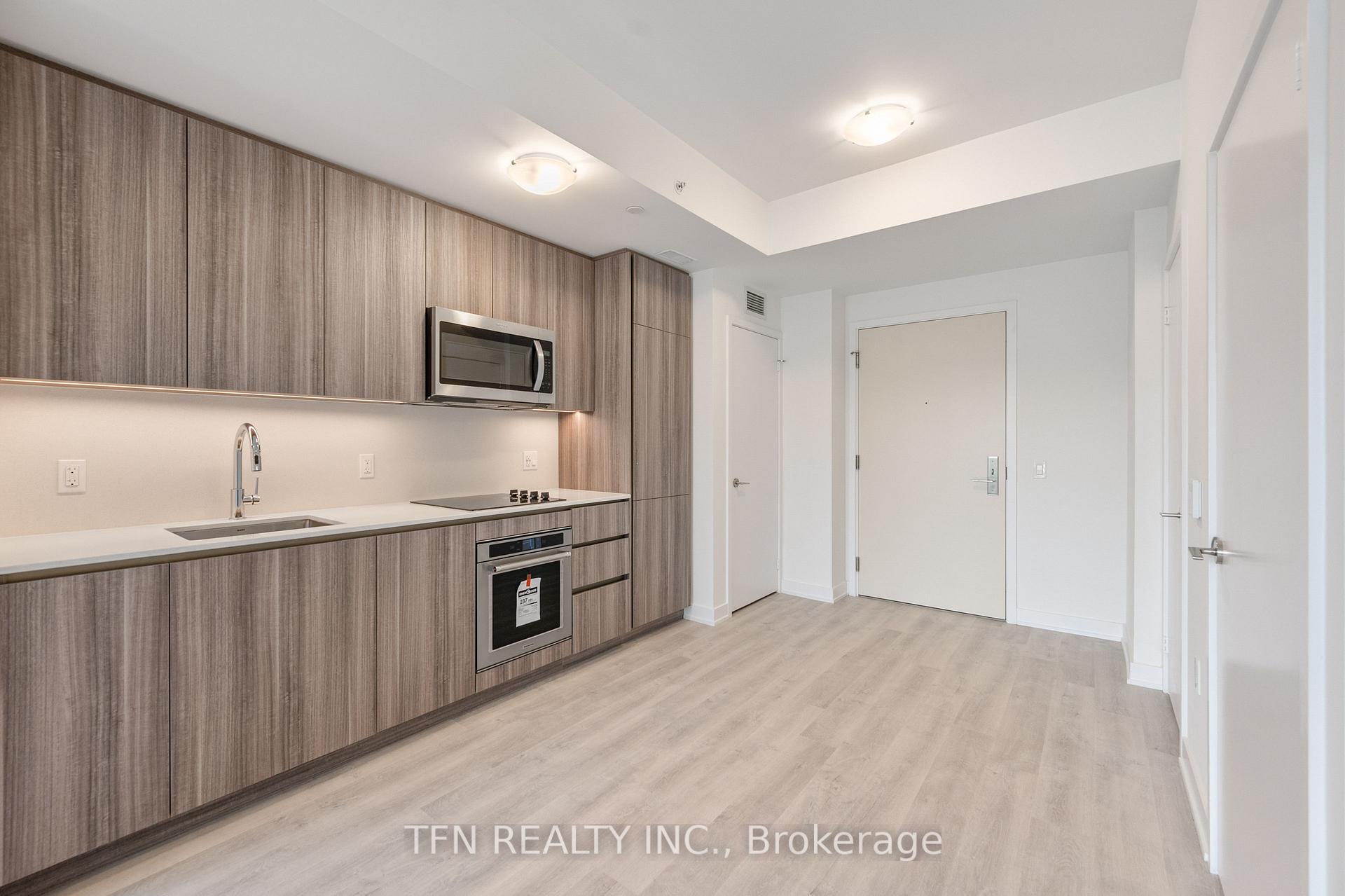 15 Richardson Street 411