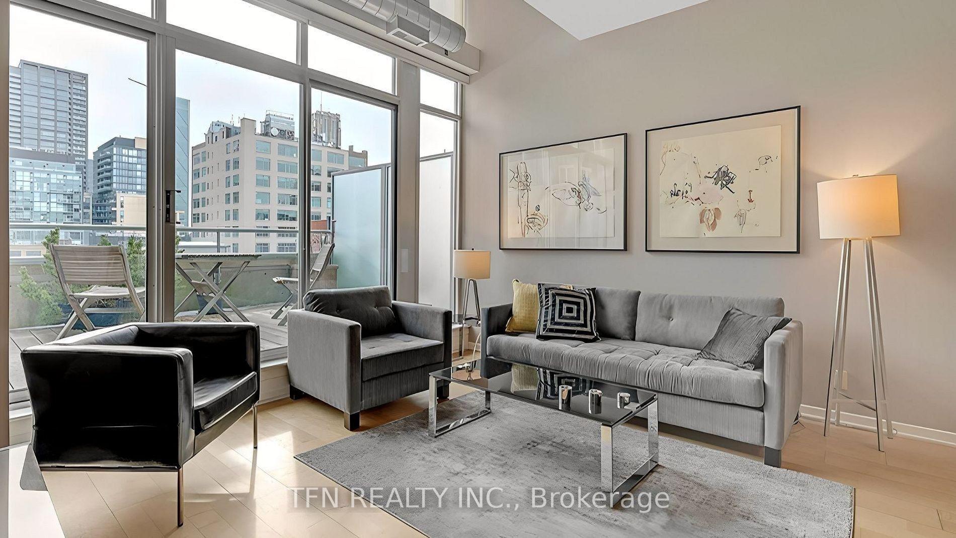 388 Richmond Street W 704, Toronto Unit: 704