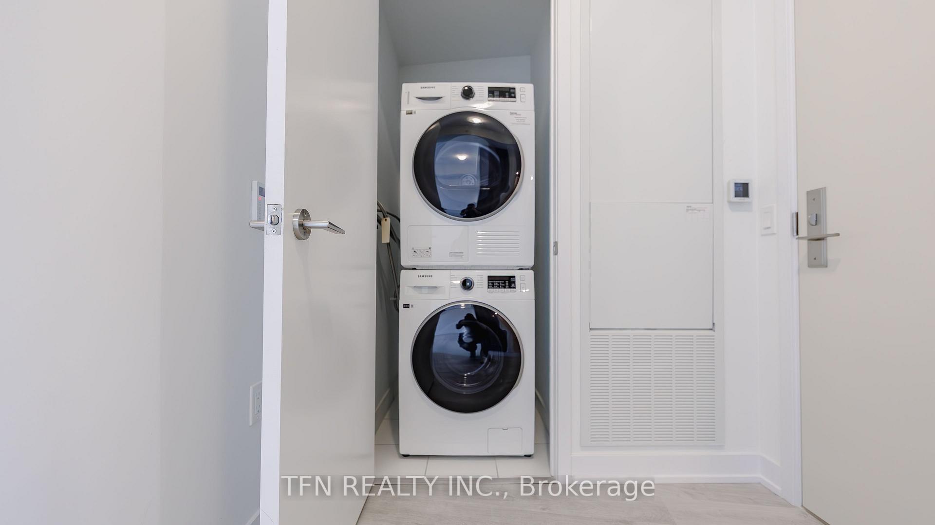 15 Richardson Street 801, Toronto Unit: 801