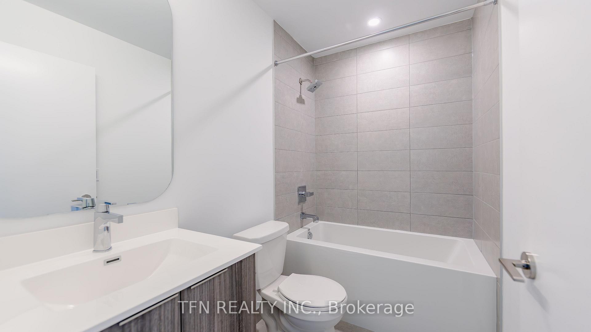 15 Richardson Street 801, Toronto Unit: 801