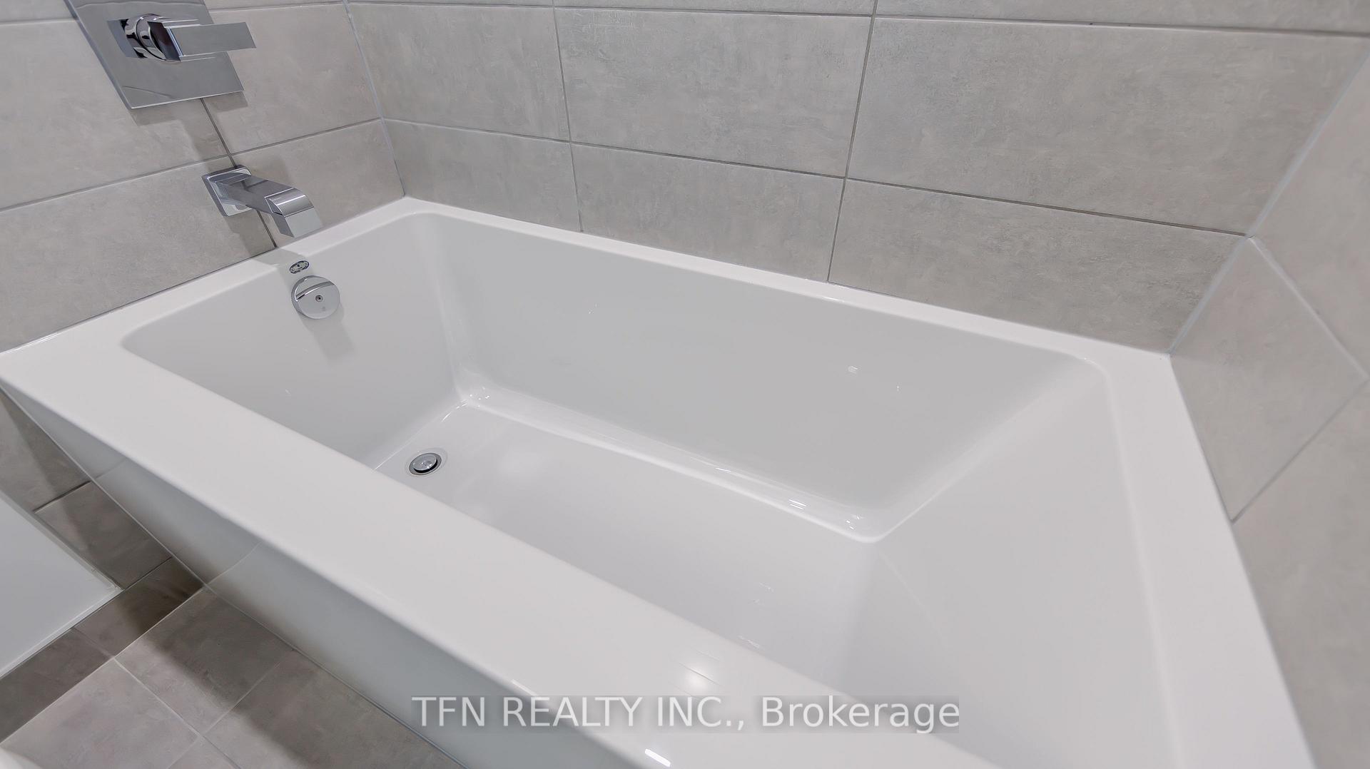 15 Richardson Street 801, Toronto Unit: 801