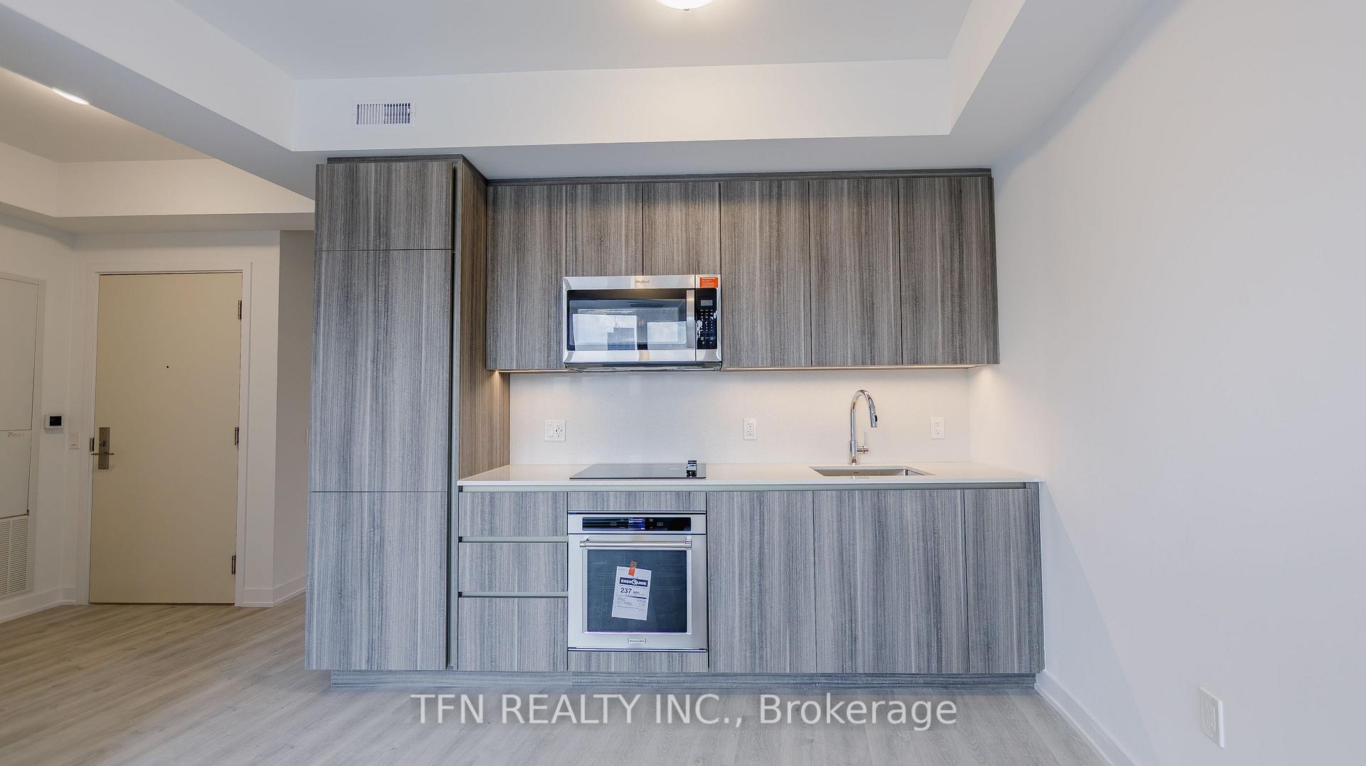 15 Richardson Street 801, Toronto Unit: 801