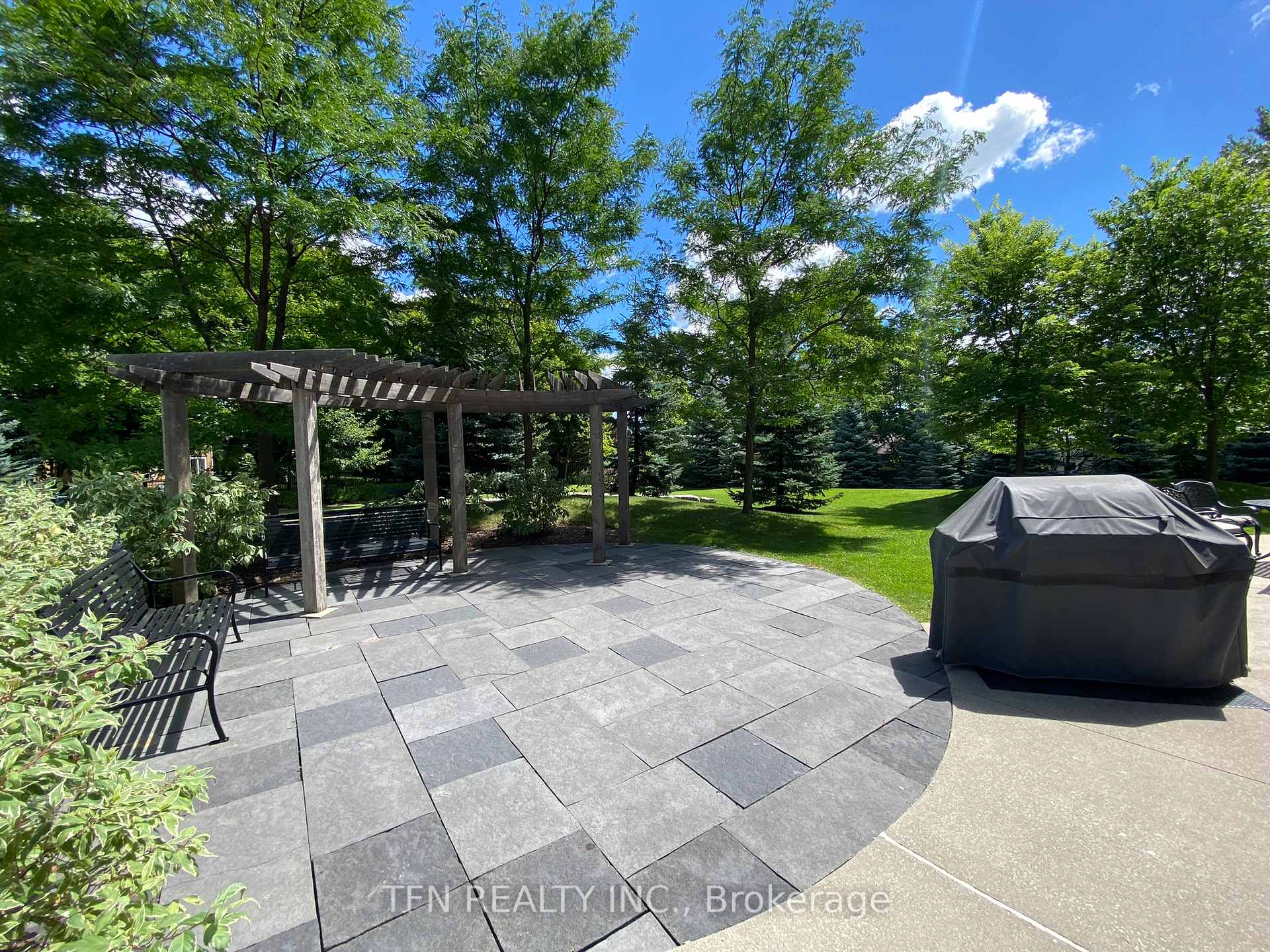 17 Ruddington Drive 103, Toronto Unit: 103