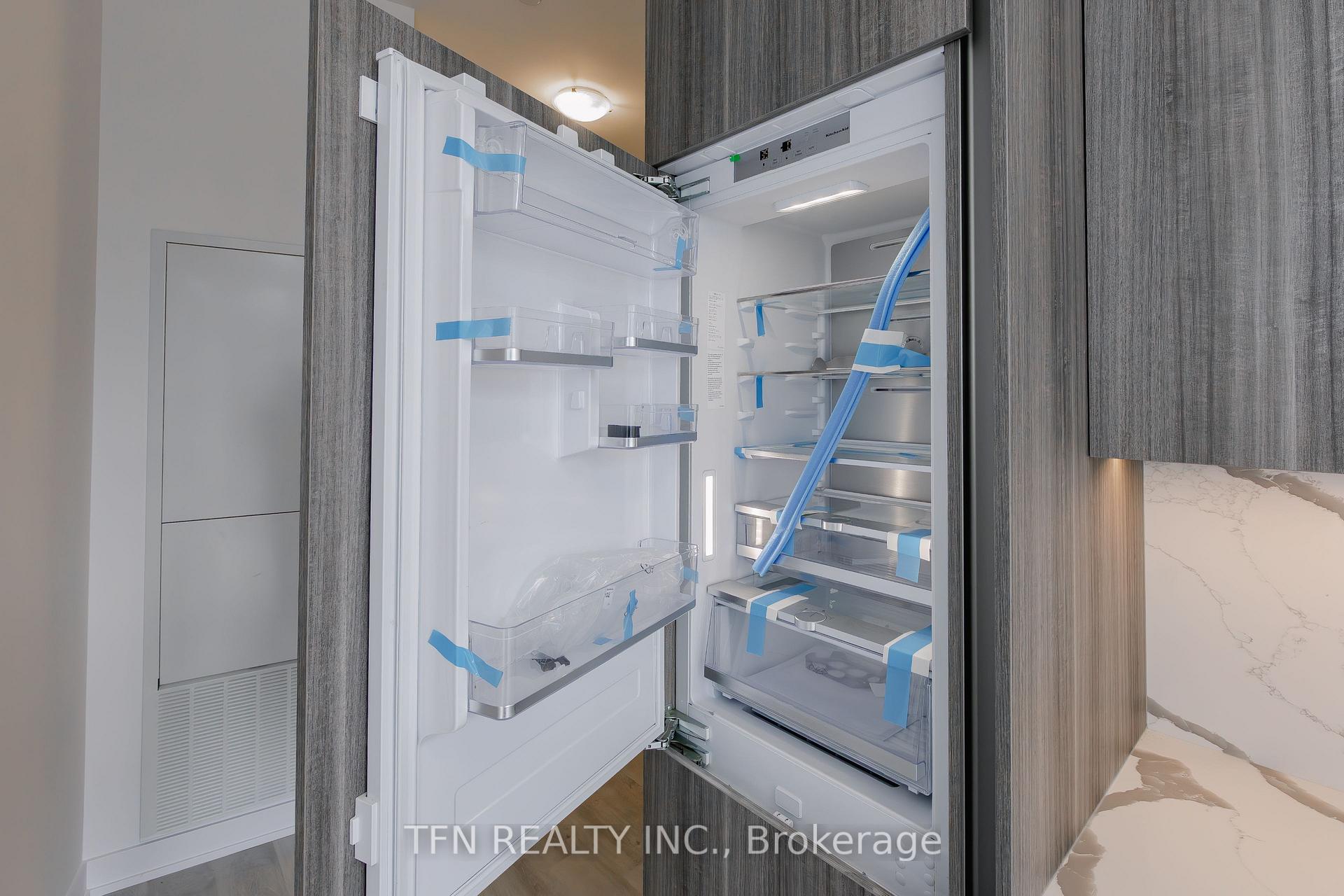 15 Richardson Street 2116, Toronto Unit: 2116