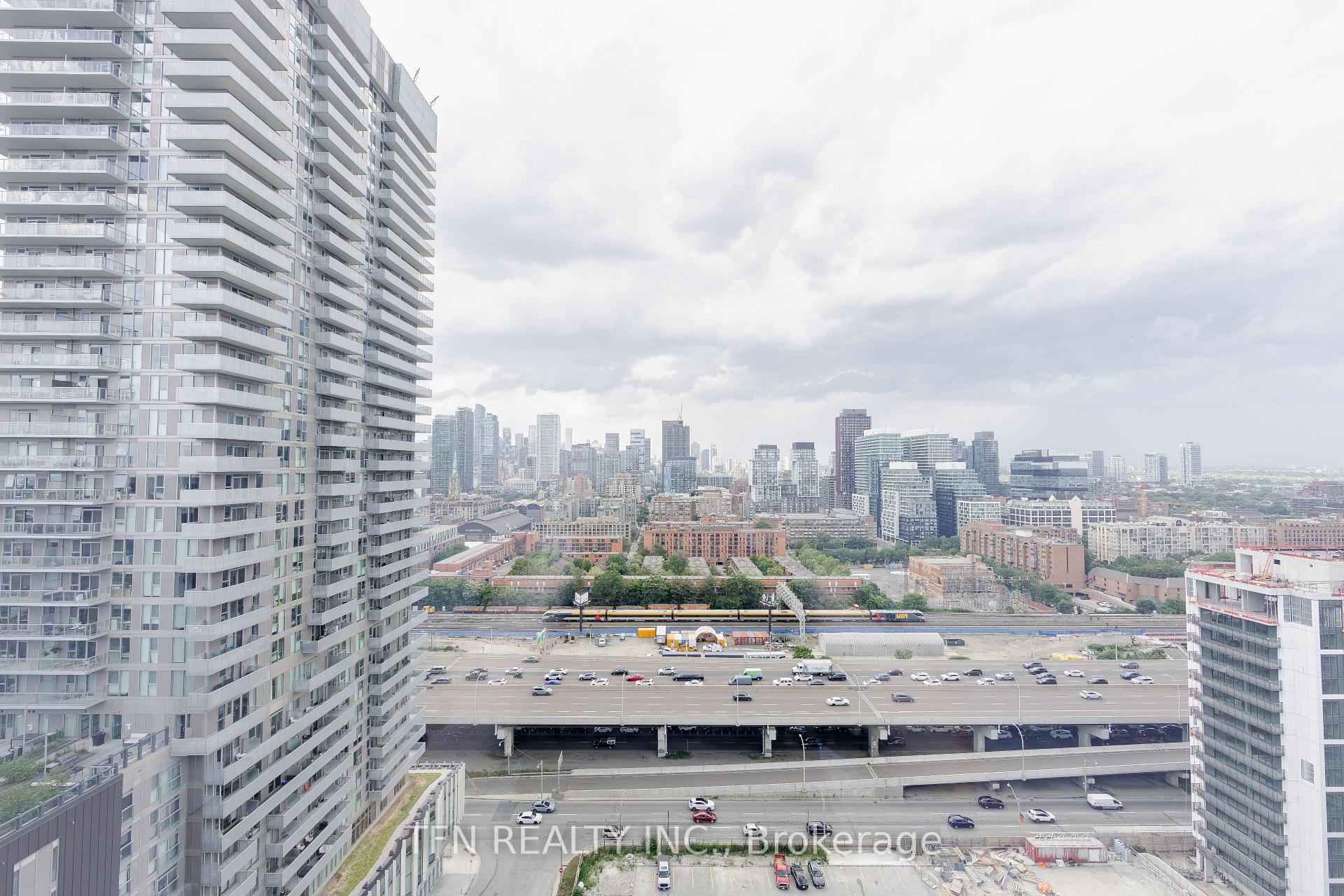 15 Richardson Street 2116, Toronto Unit: 2116