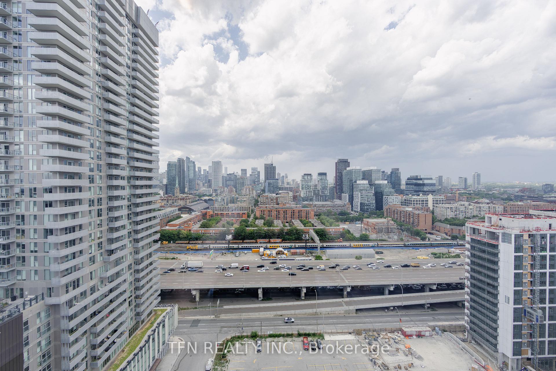 15 Richardson Street 2116, Toronto Unit: 2116