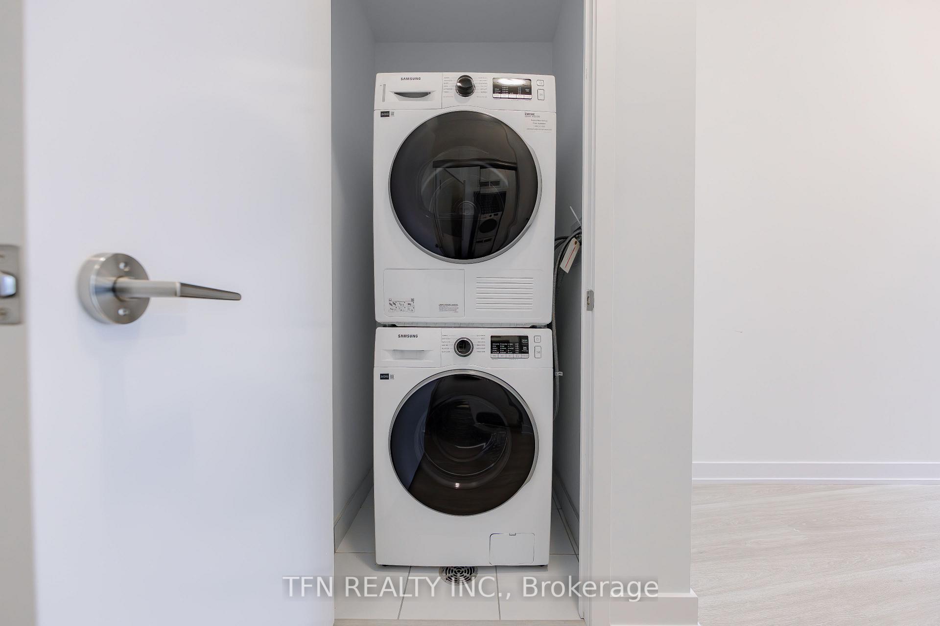 15 Richardson Street 1107, Toronto Unit: 1107