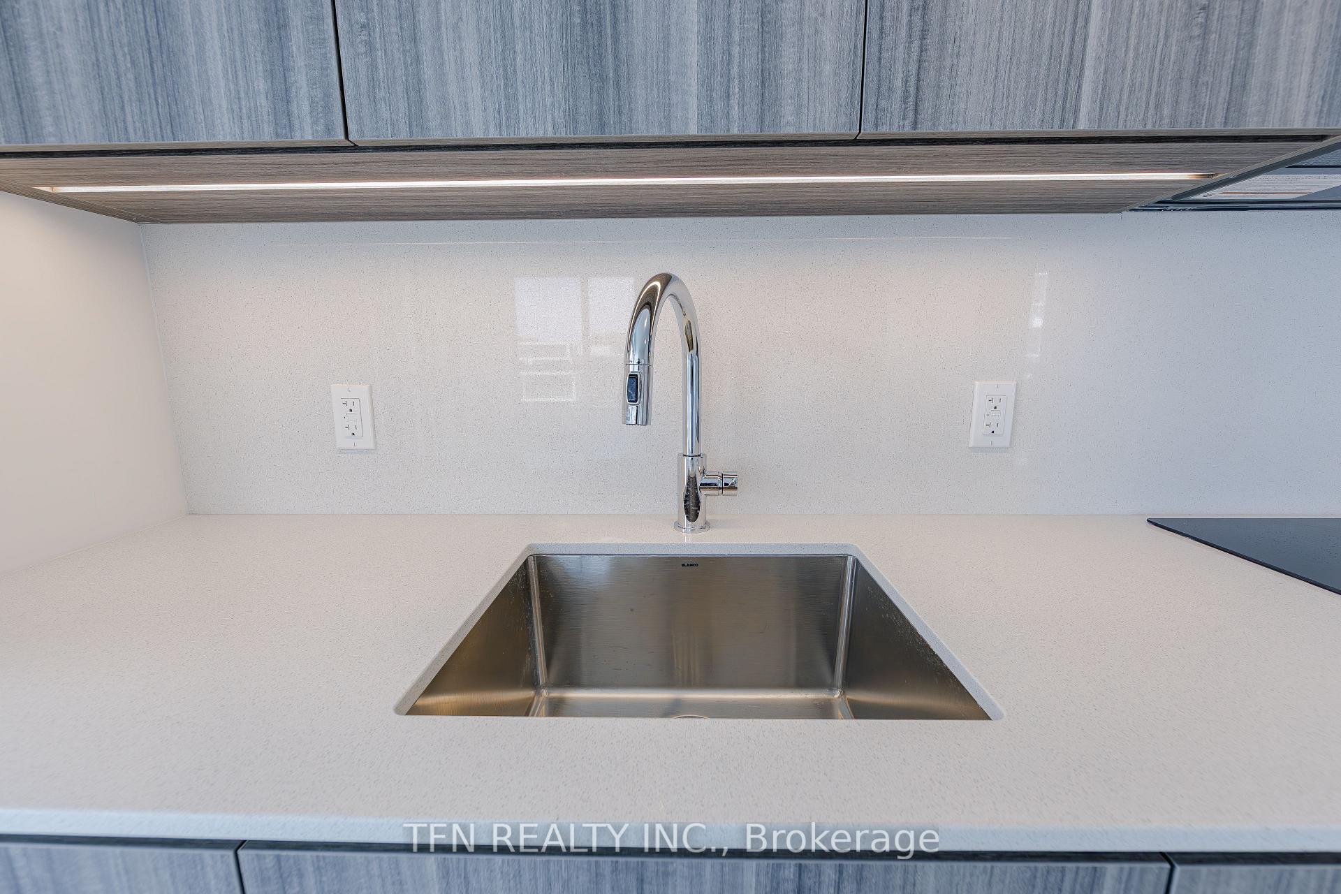 15 Richardson Street 1313, Toronto Unit: 1313