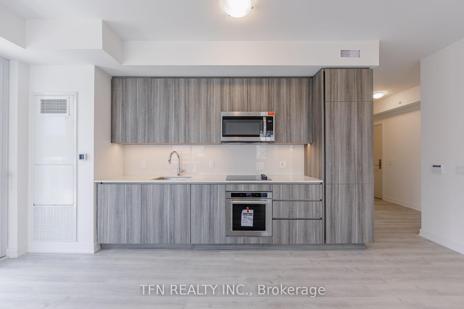 15 Richardson Street 1313, Toronto Unit: 1313