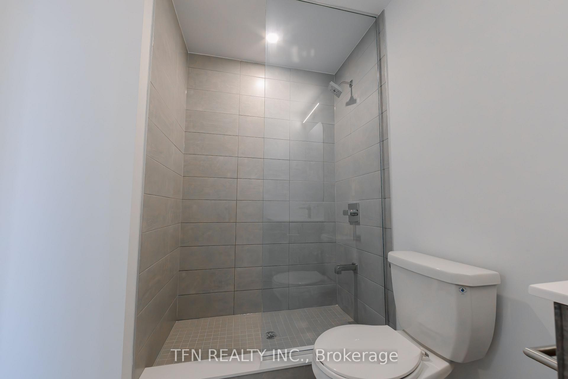 15 Richardson Street 1610, Toronto Unit: 1610