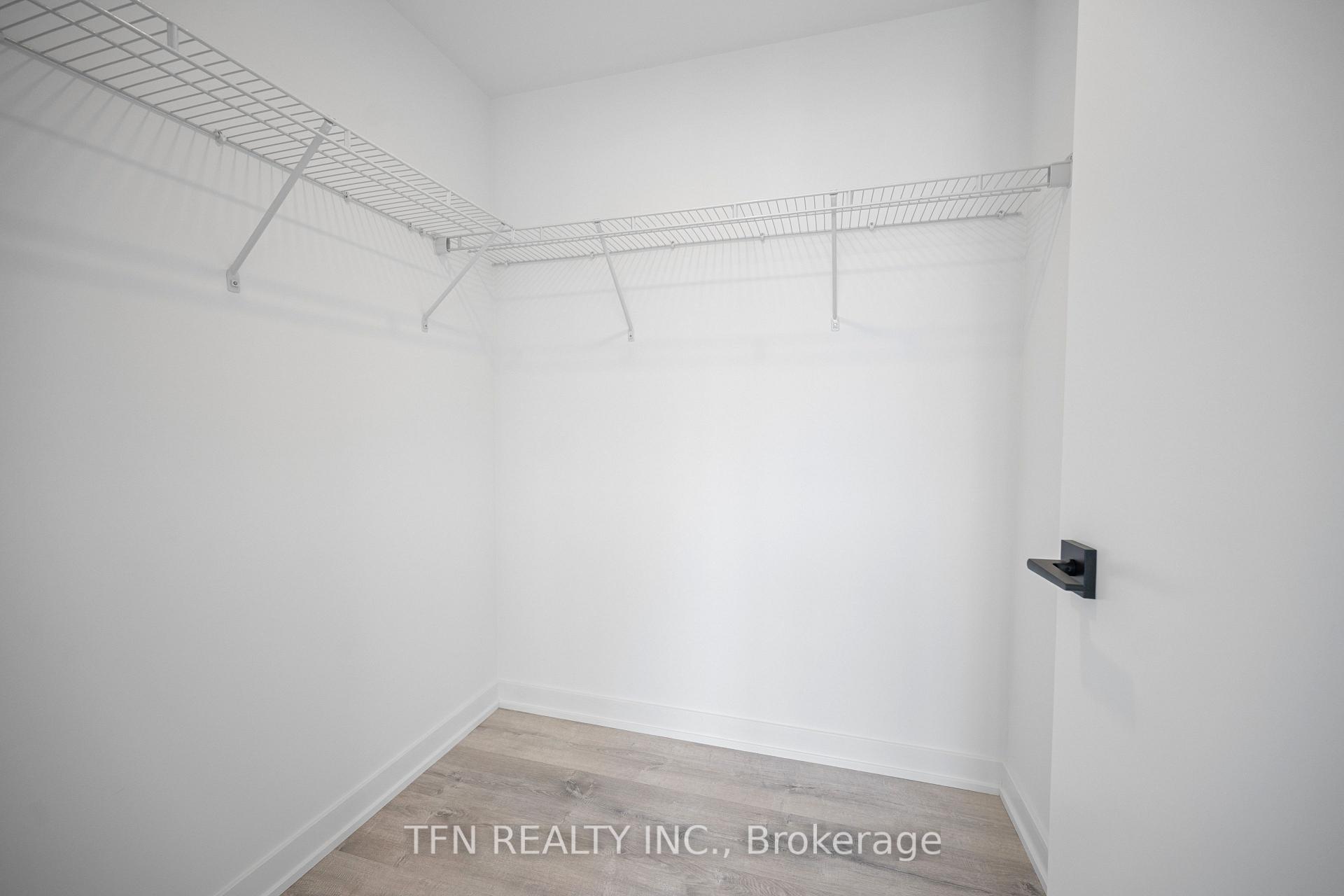 327 King Street W 4506, Toronto Unit: 4506