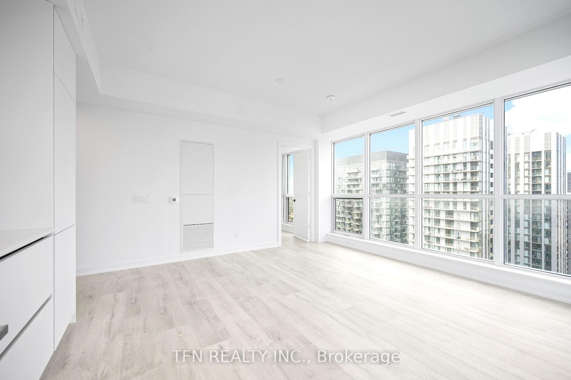 327 King Street W 4506, Toronto Unit: 4506