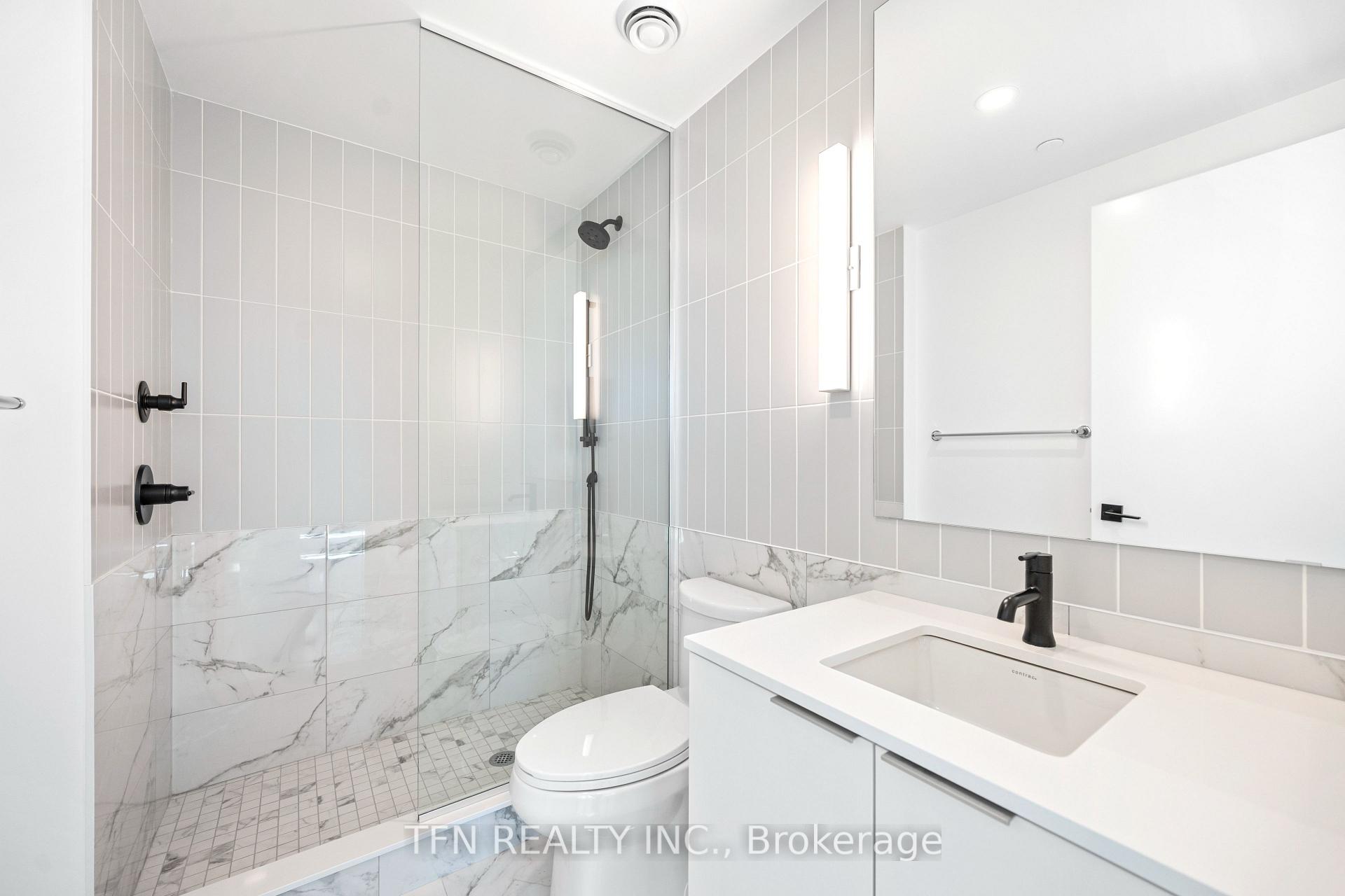 327 King Street W 4505, Toronto Unit: 4505