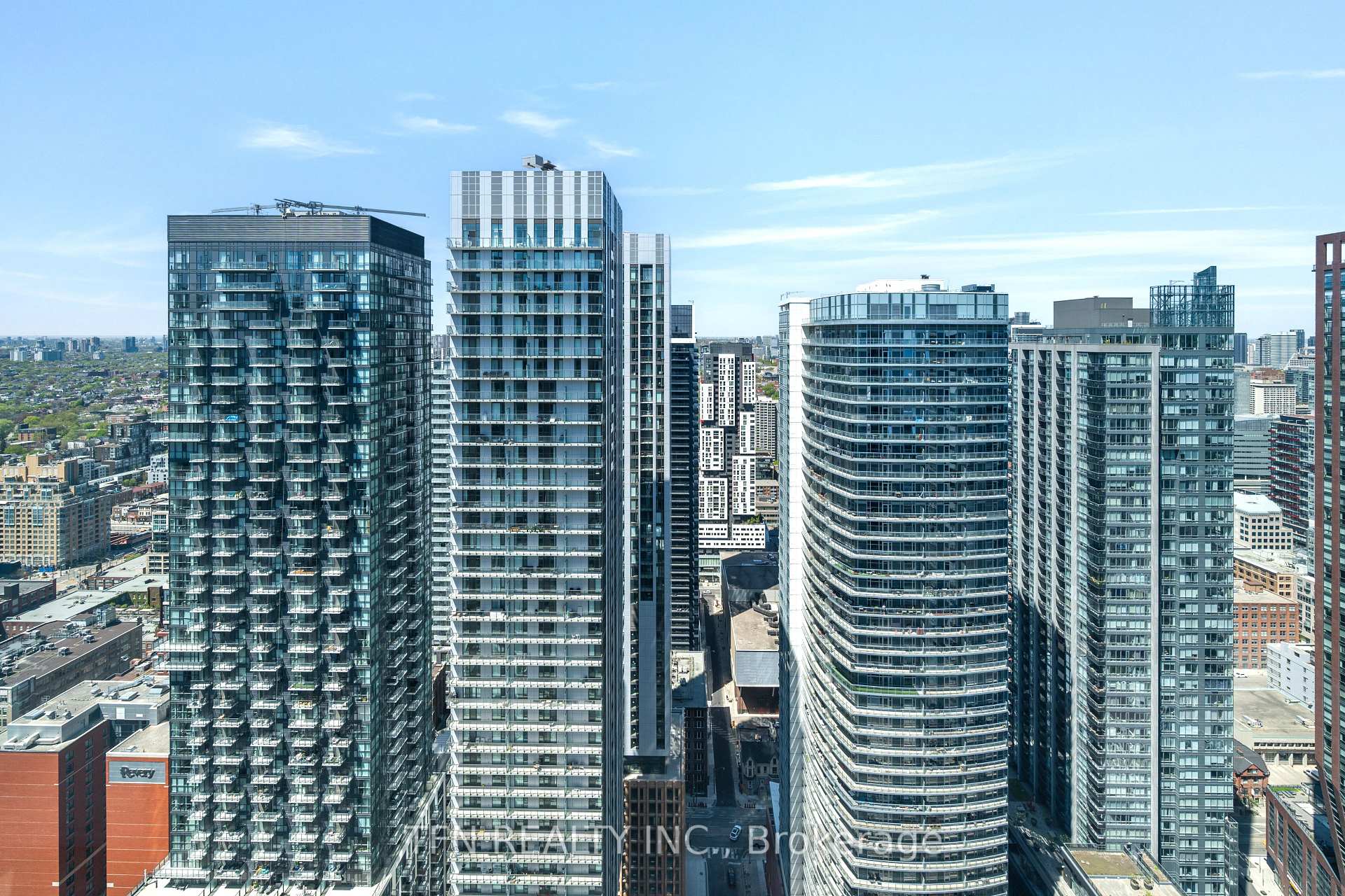 327 King Street W 4505, Toronto Unit: 4505