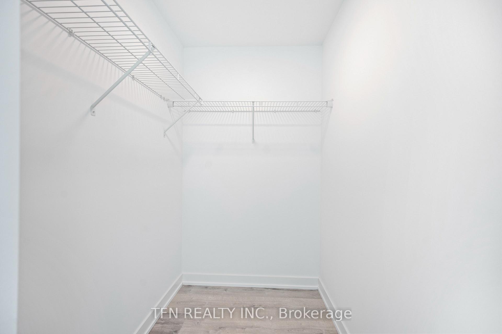 327 King Street W 4505, Toronto Unit: 4505