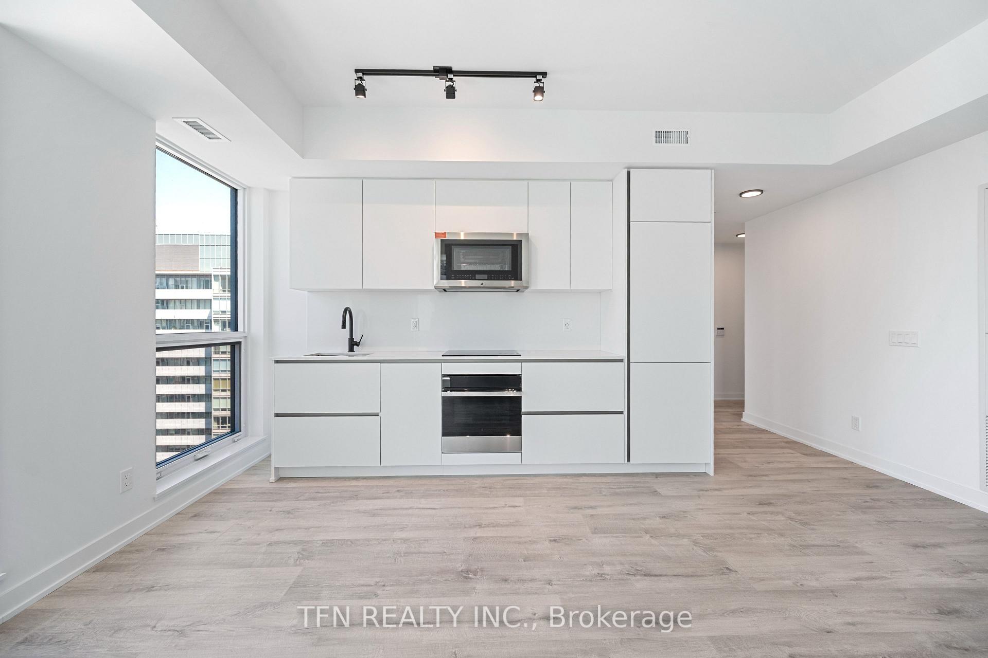 327 King Street W 4505, Toronto Unit: 4505