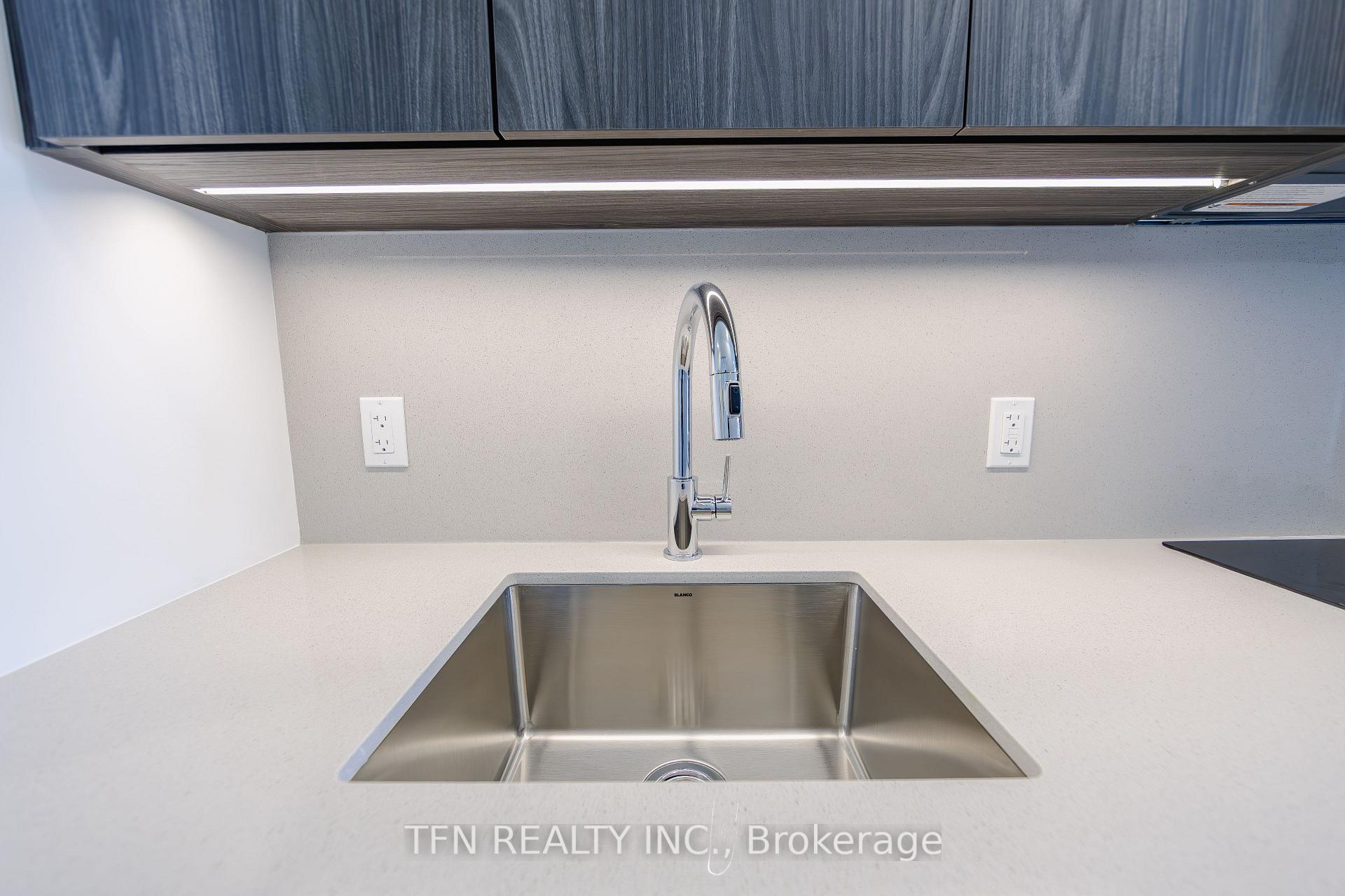 15 Richardson Street 513, Toronto Unit: 513